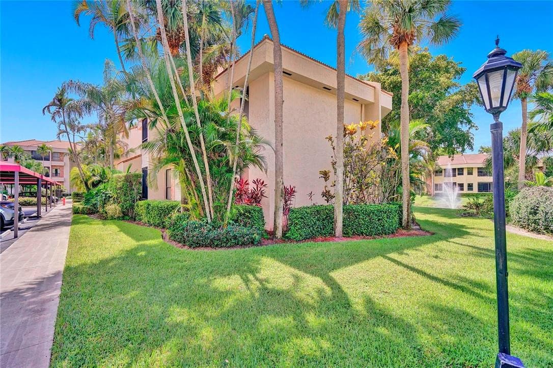 7484 La Paz Boulevard 101, Boca Raton, FL 33433 — photo 45 of 46