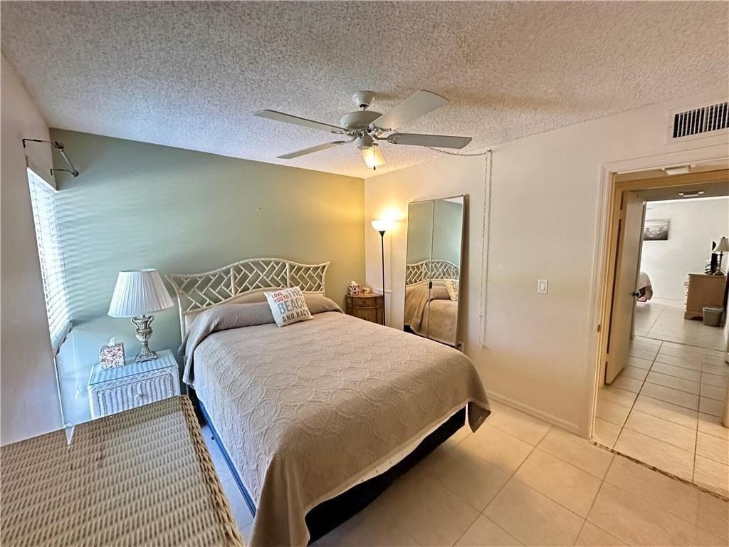 835 18th Street 310, Vero Beach, FL 32960 — photo 5 of 13