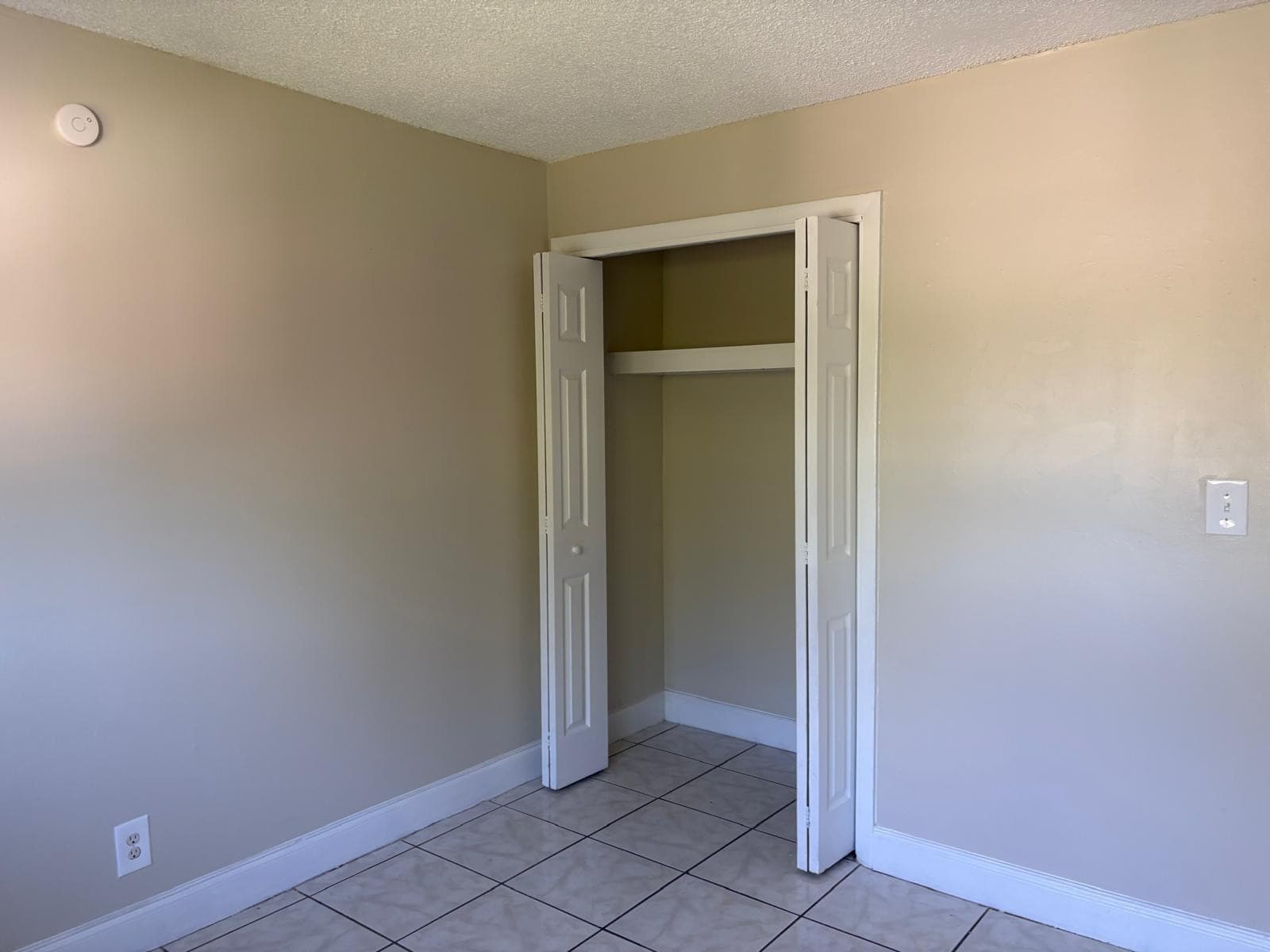 5811 NW 17th Place L, Sunrise, FL 33313 — photo 10 of 15