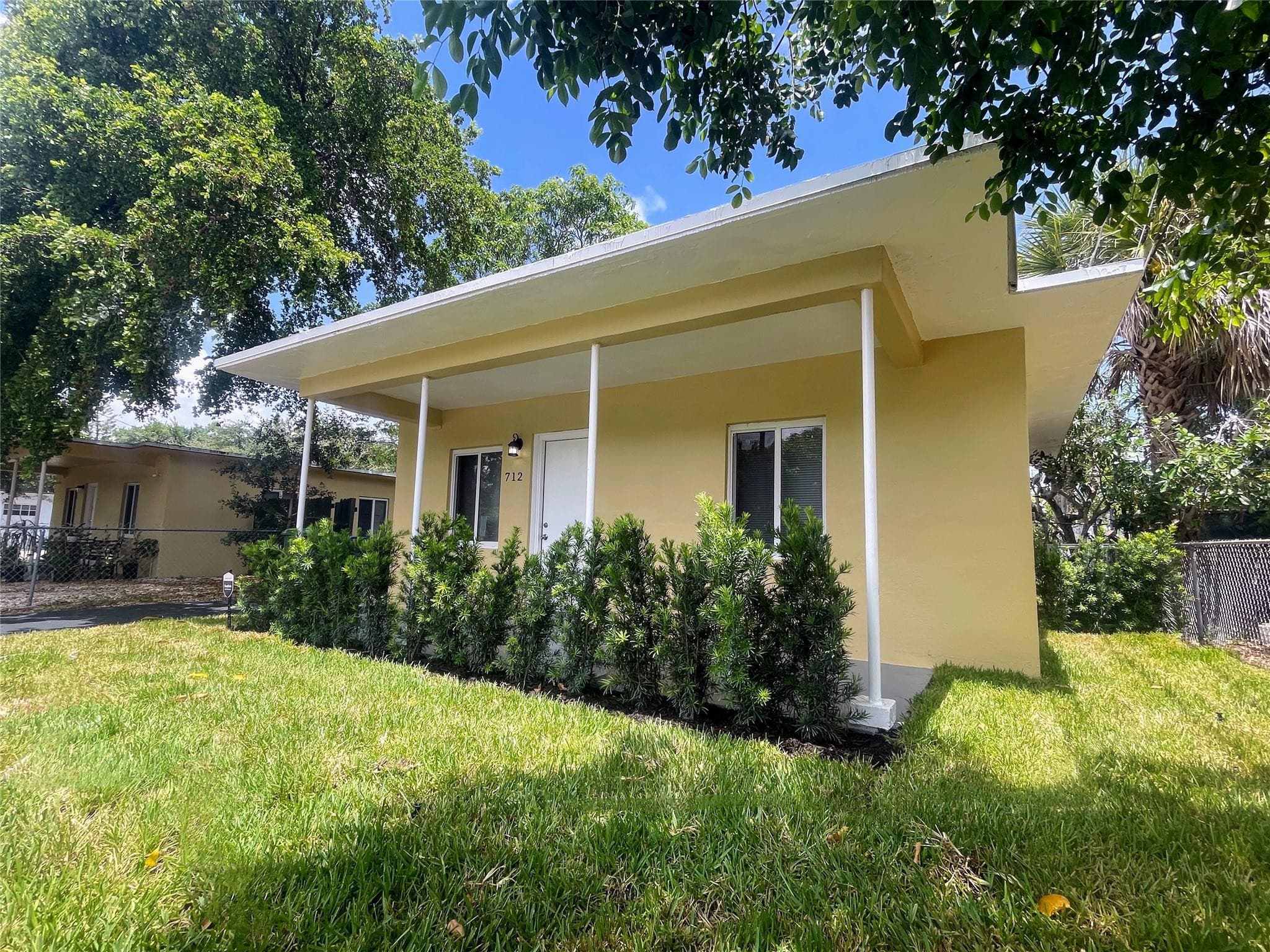 712 NW 17th Avenue, Fort Lauderdale, FL 33311 — photo 3 of 24