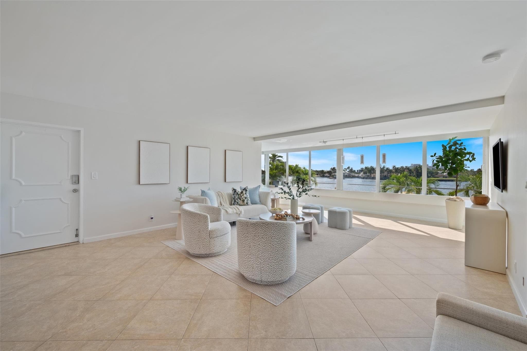 215 N Birch Road 2b, Fort Lauderdale, FL 33304 — photo 4 of 36