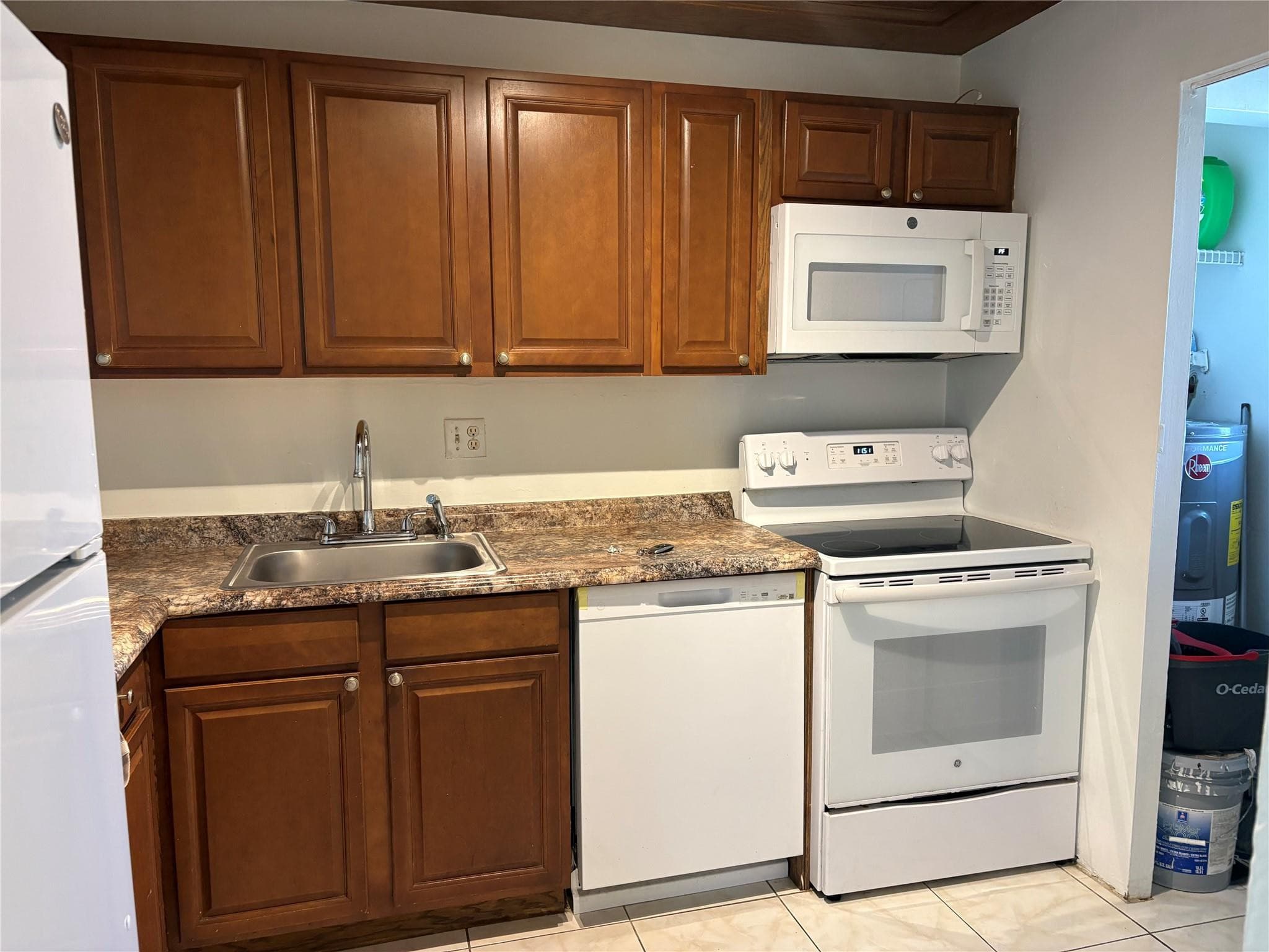 8000 Colony Circle 201, Tamarac, FL 33321 — photo 3 of 16