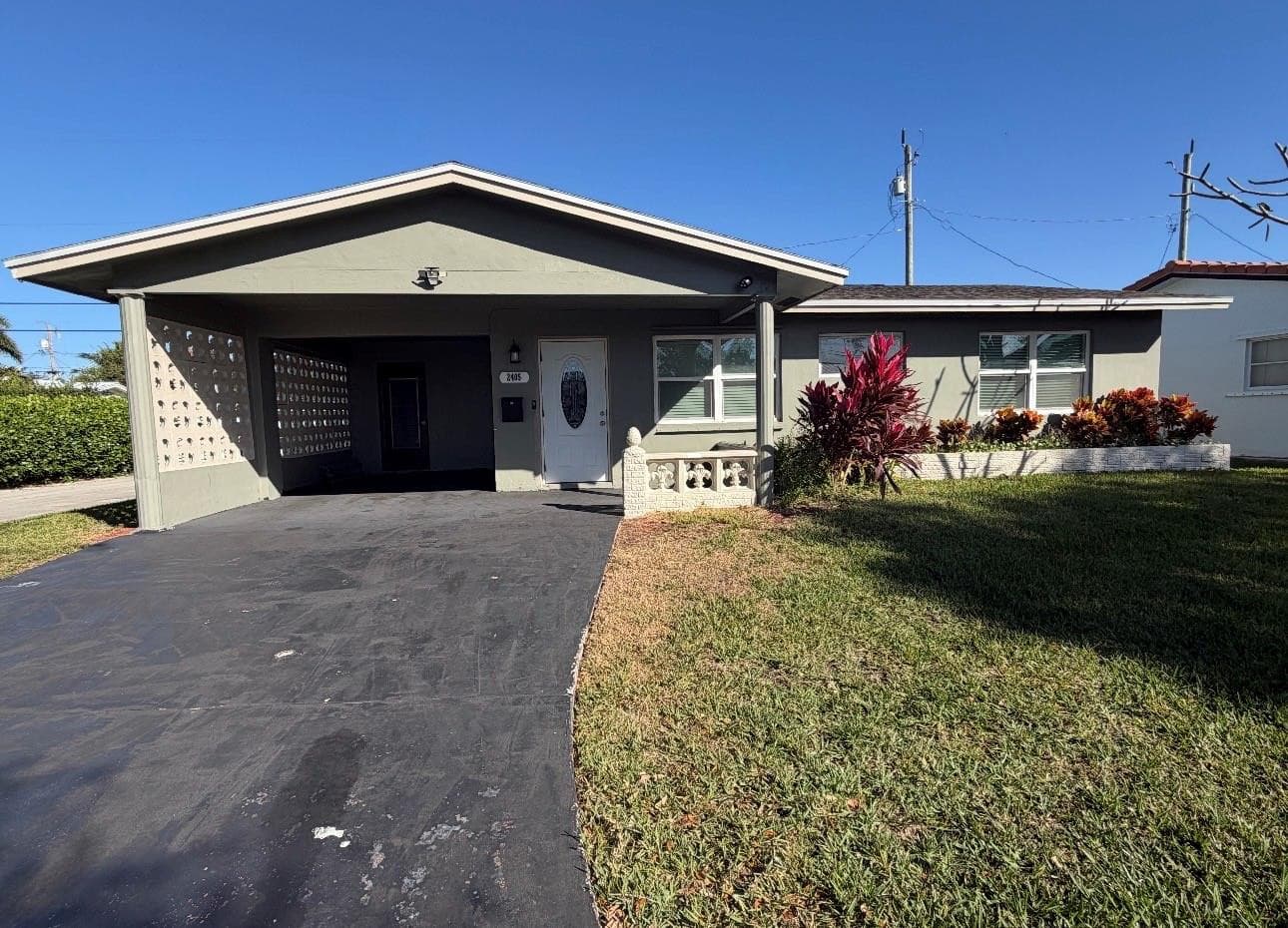 2405 NW 54th Street, Fort Lauderdale, FL 33309 — photo 1 of 11