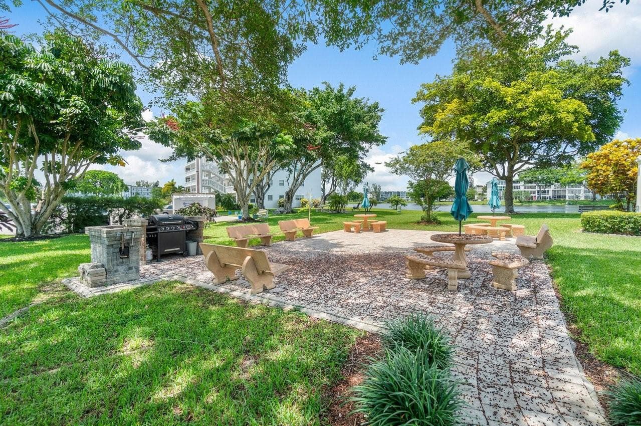 1084 Harwood F 1084, Deerfield Beach, FL 33442 — photo 16 of 54