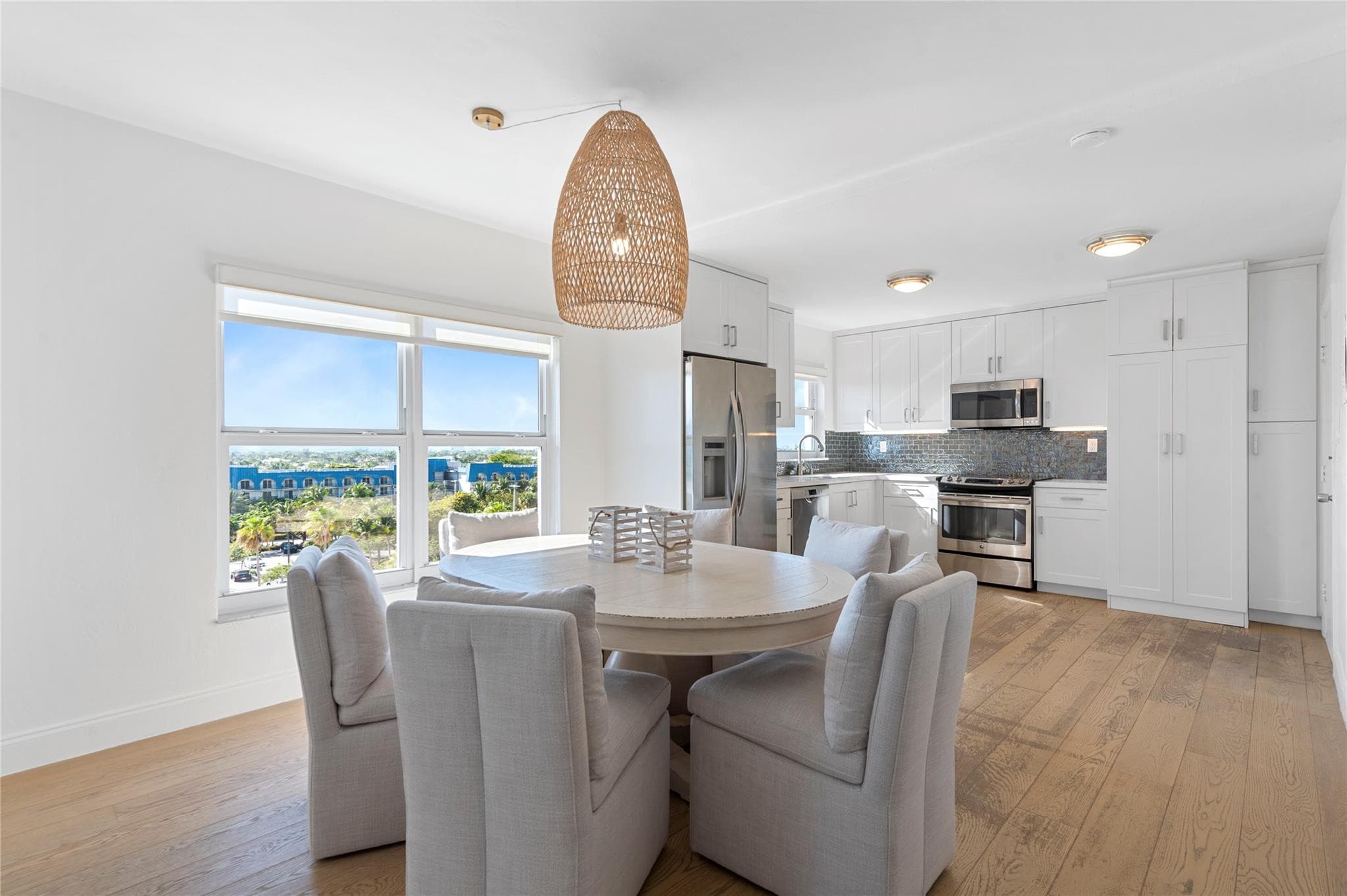 3850 Galt Ocean Drive 606, Fort Lauderdale, FL 33308 — photo 4 of 43