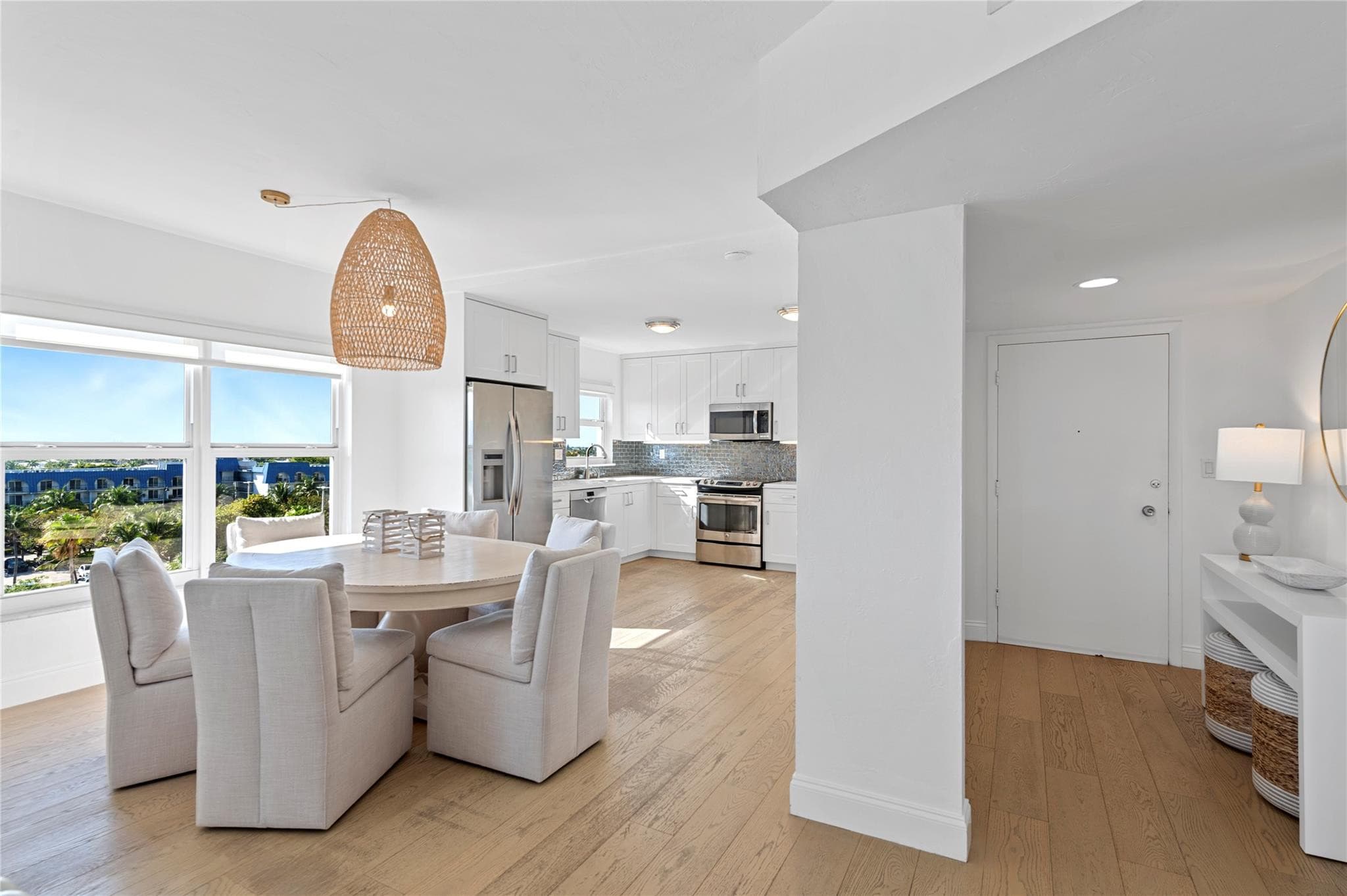 3850 Galt Ocean Drive 606, Fort Lauderdale, FL 33308 — photo 5 of 43