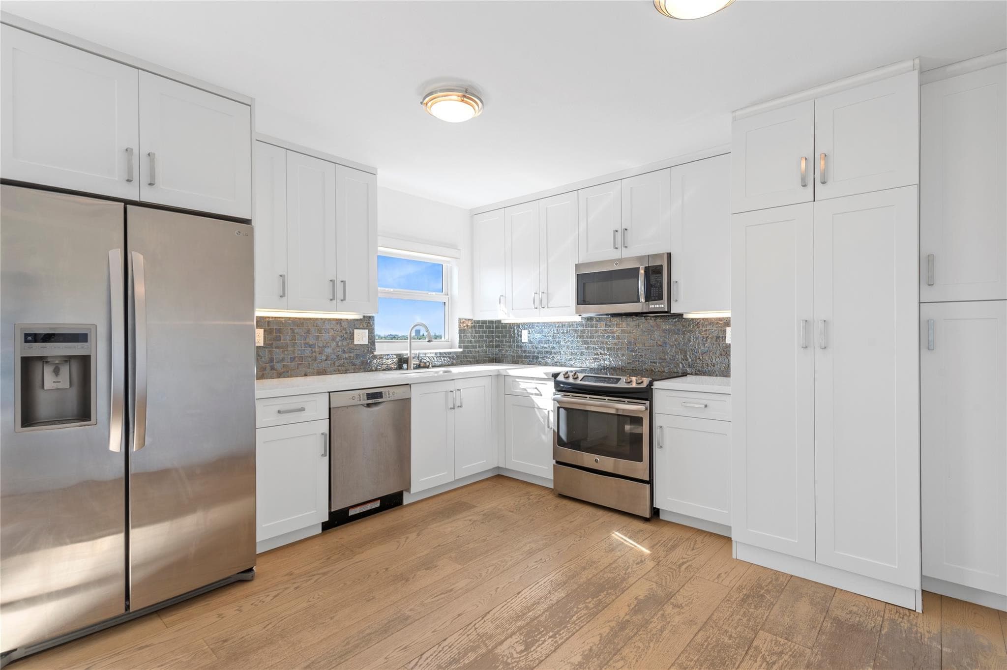 3850 Galt Ocean Drive 606, Fort Lauderdale, FL 33308 — photo 7 of 43