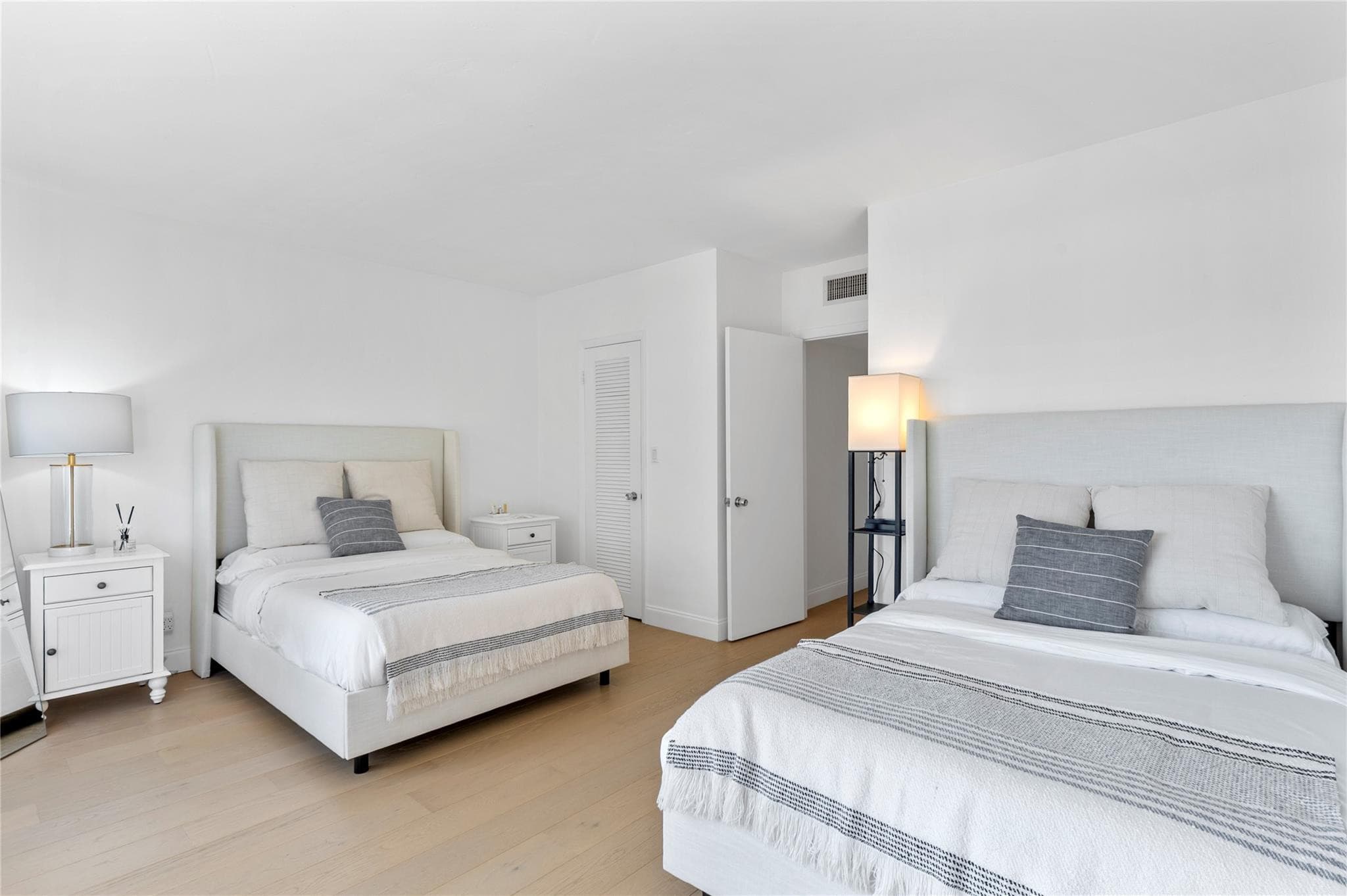 3850 Galt Ocean Drive 606, Fort Lauderdale, FL 33308 — photo 23 of 43