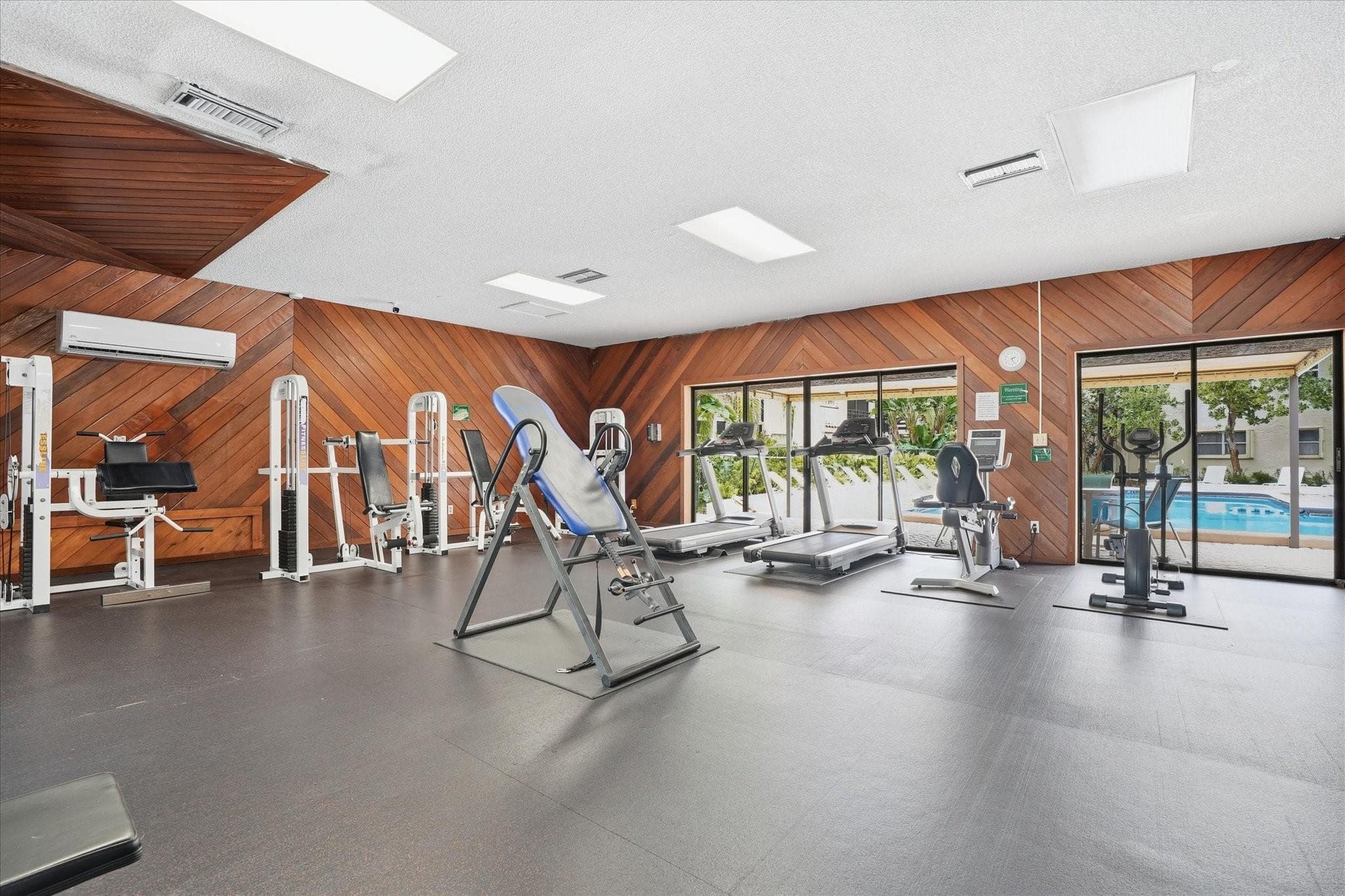 5218 NE 6th Avenue G2, Oakland Park, FL 33334 — photo 15 of 28