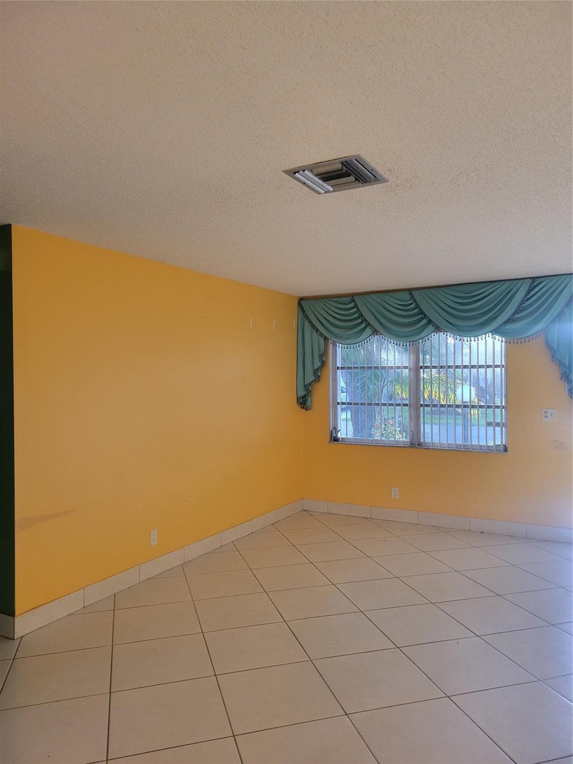 1170 NW 90th Avenue, Plantation, FL 33322 — photo 3 of 18