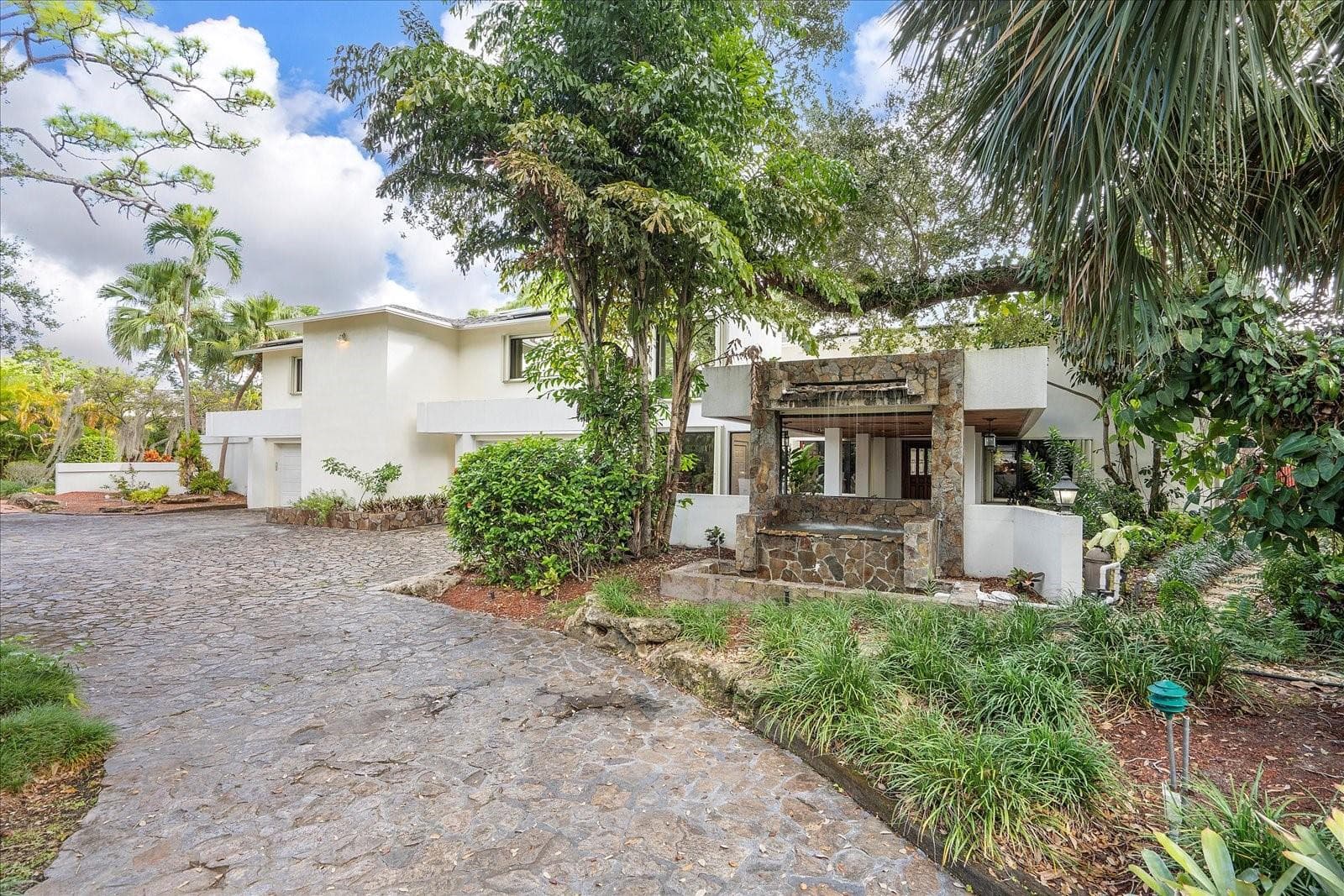 1240 SW 14th Avenue, Fort Lauderdale, FL 33312 — photo 4 of 68