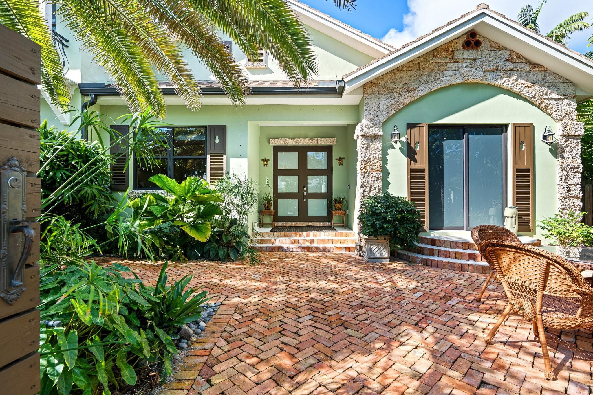 539 NE 10th Avenue, Fort Lauderdale, FL 33301 — photo 6 of 45