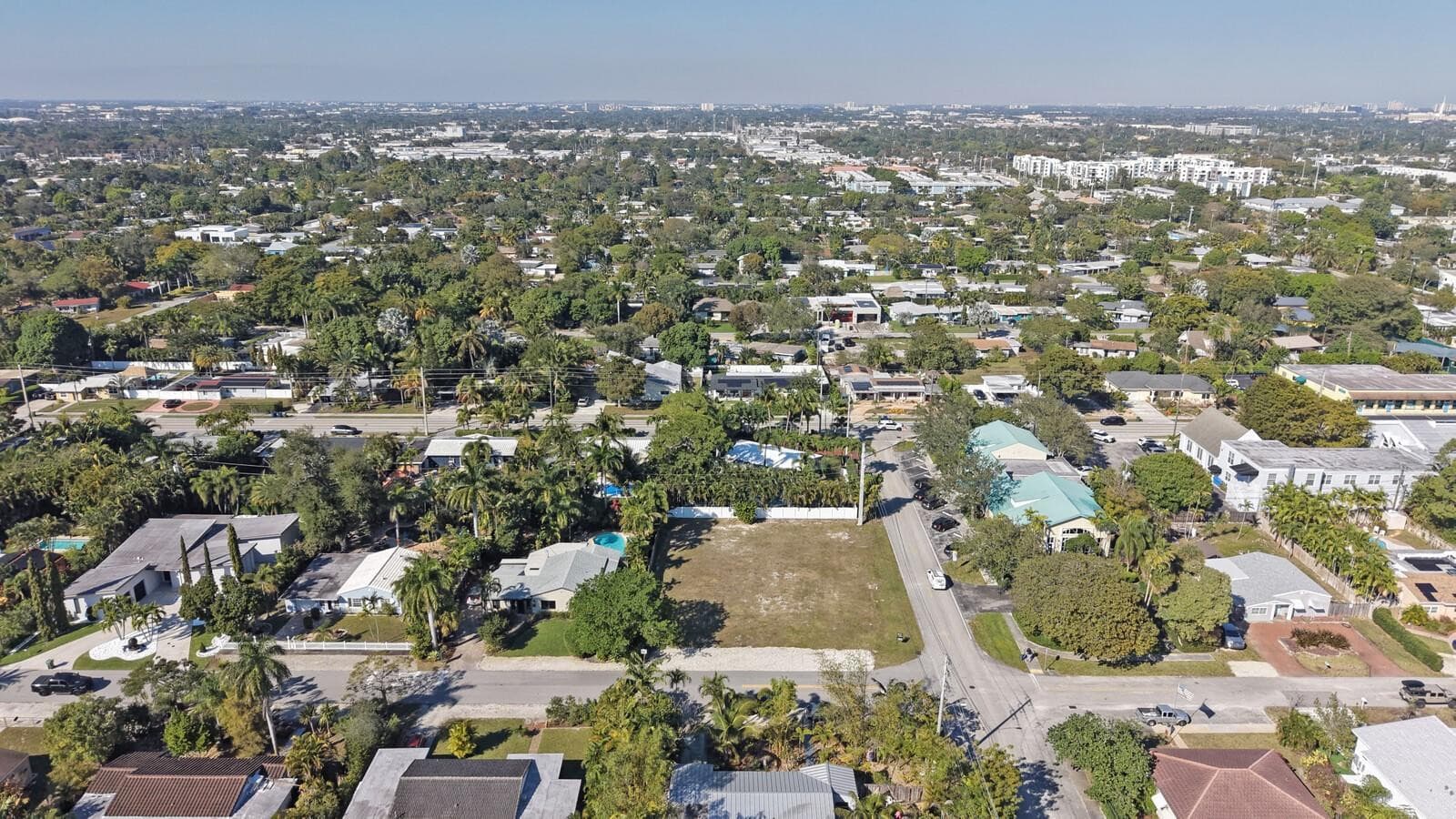 435 NE 25th Street, Wilton Manors, FL 33305 — photo 12 of 17