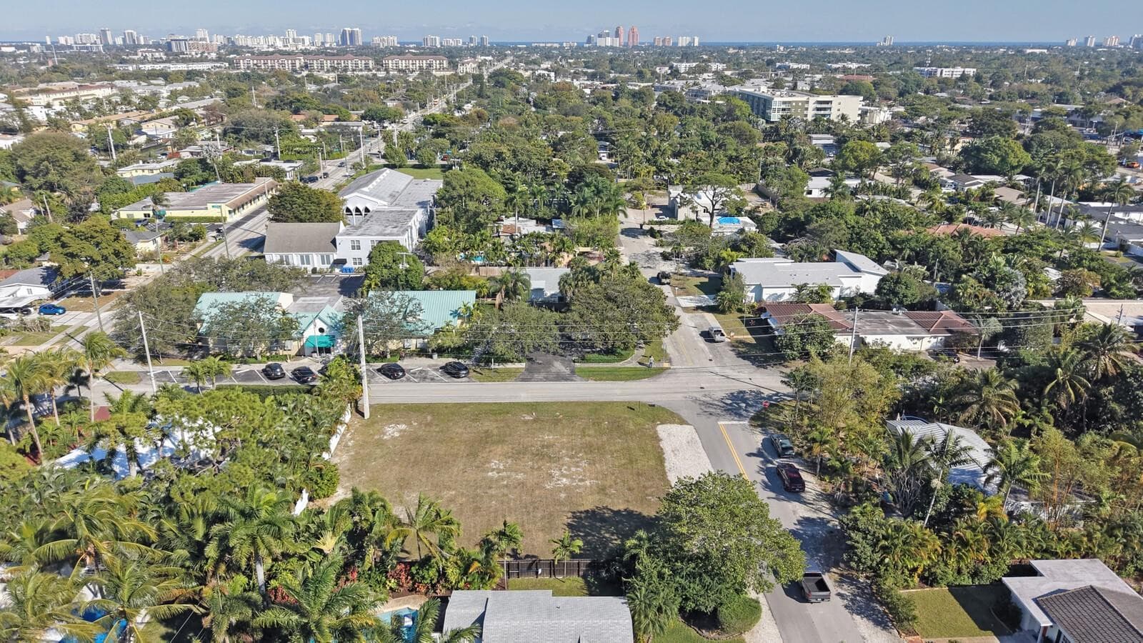 435 NE 25th Street, Wilton Manors, FL 33305 — photo 15 of 17