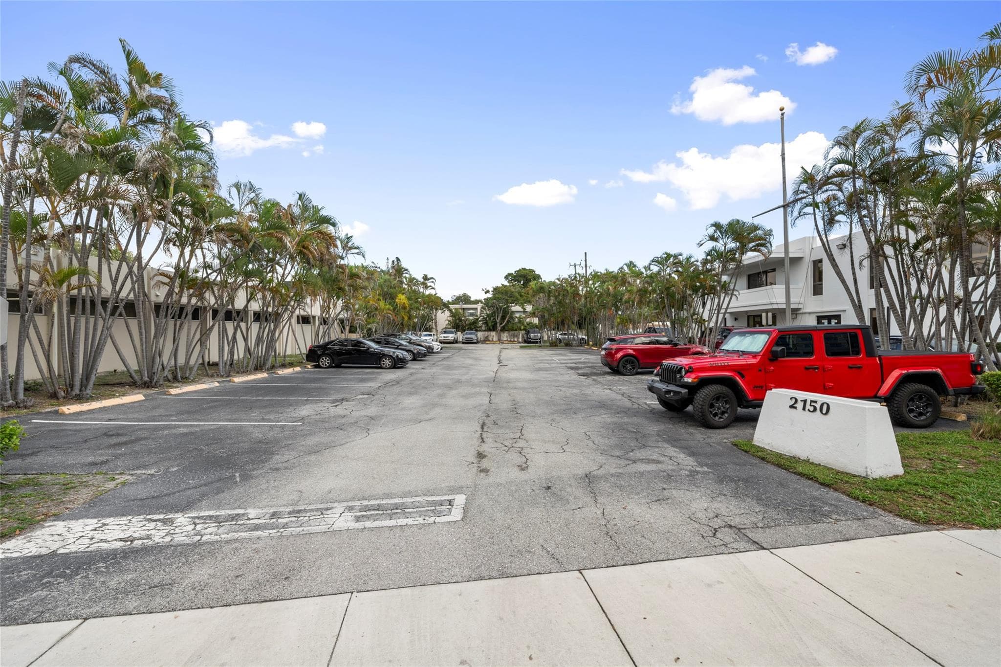 2150 S Andrews Avenue, Fort Lauderdale, FL 33316 — photo 8 of 12