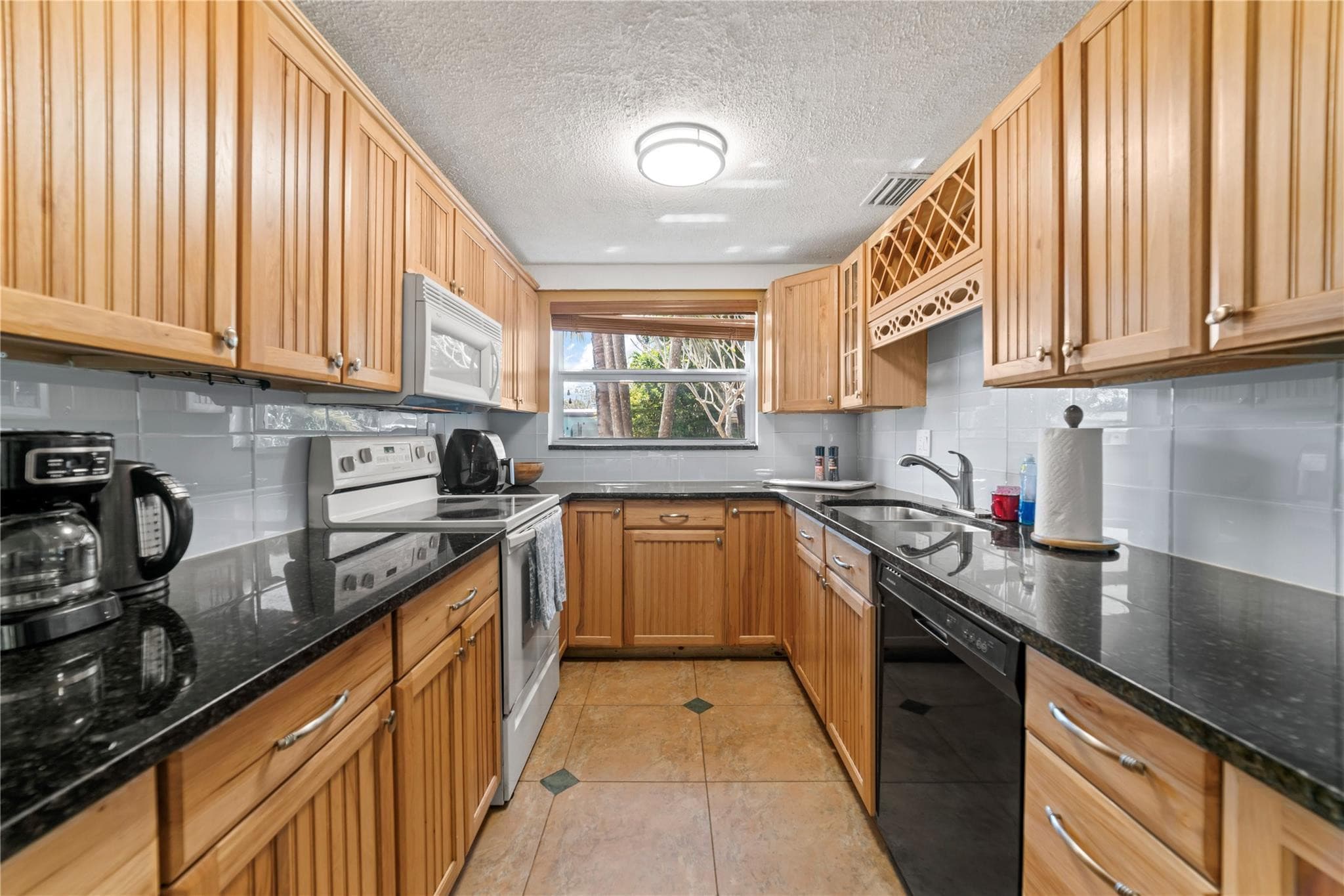 2518 Whale Harbor Lane, Fort Lauderdale, FL 33312 — photo 16 of 39