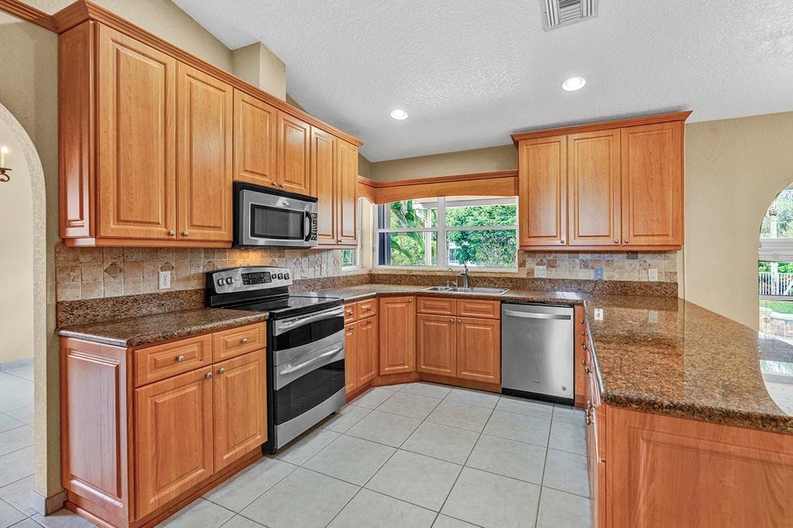 19571 Black Olive Lane, Boca Raton, FL 33498 — photo 11 of 61