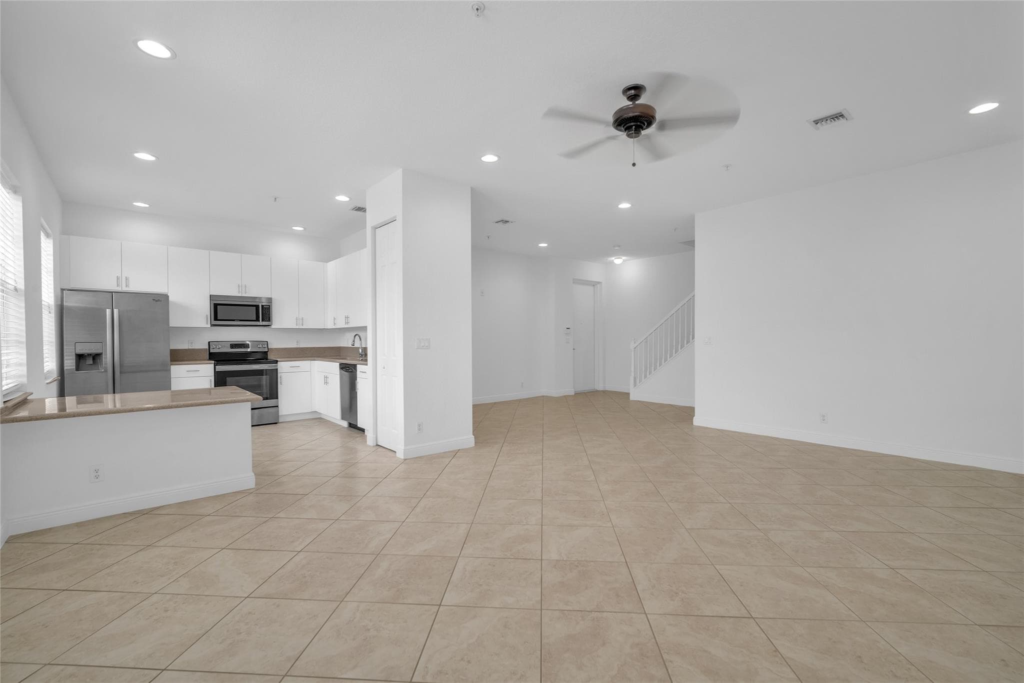 6809 N Lakeside Circle 101, Davie, FL 33314 — photo 7 of 24