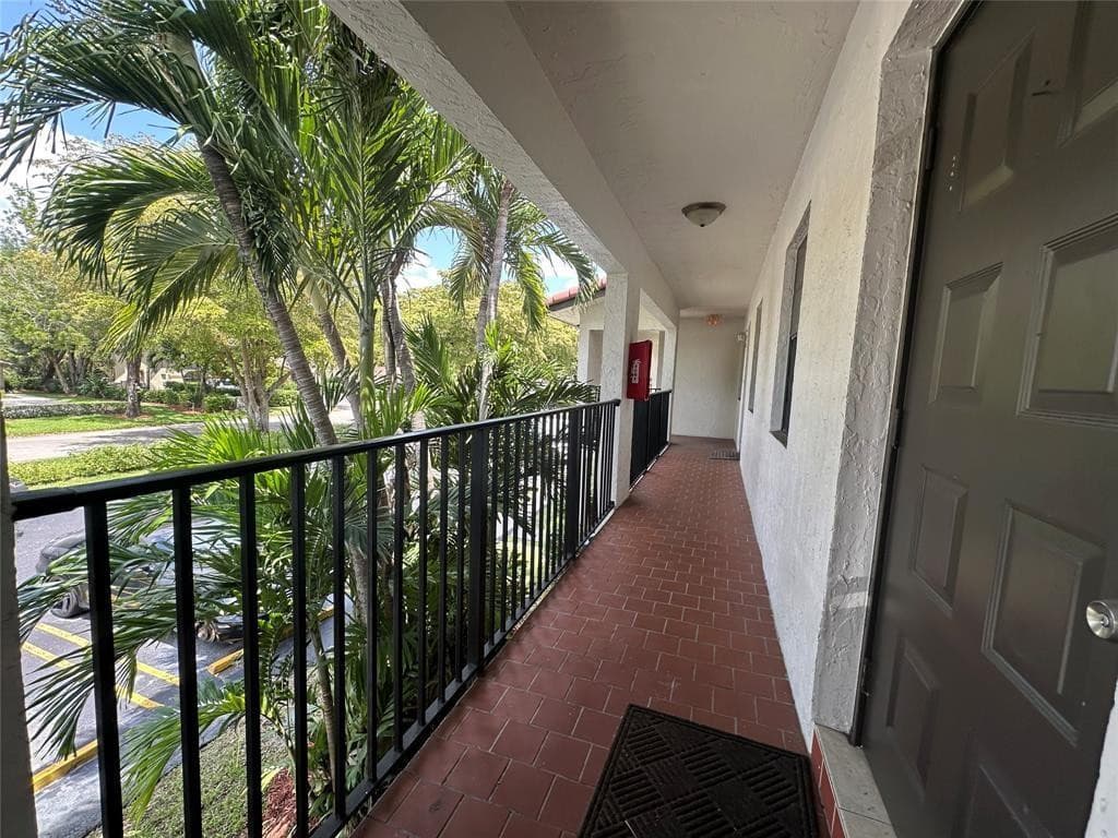 11676 NW 45th Street 1-8, Coral Springs, FL 33065 — photo 4 of 24