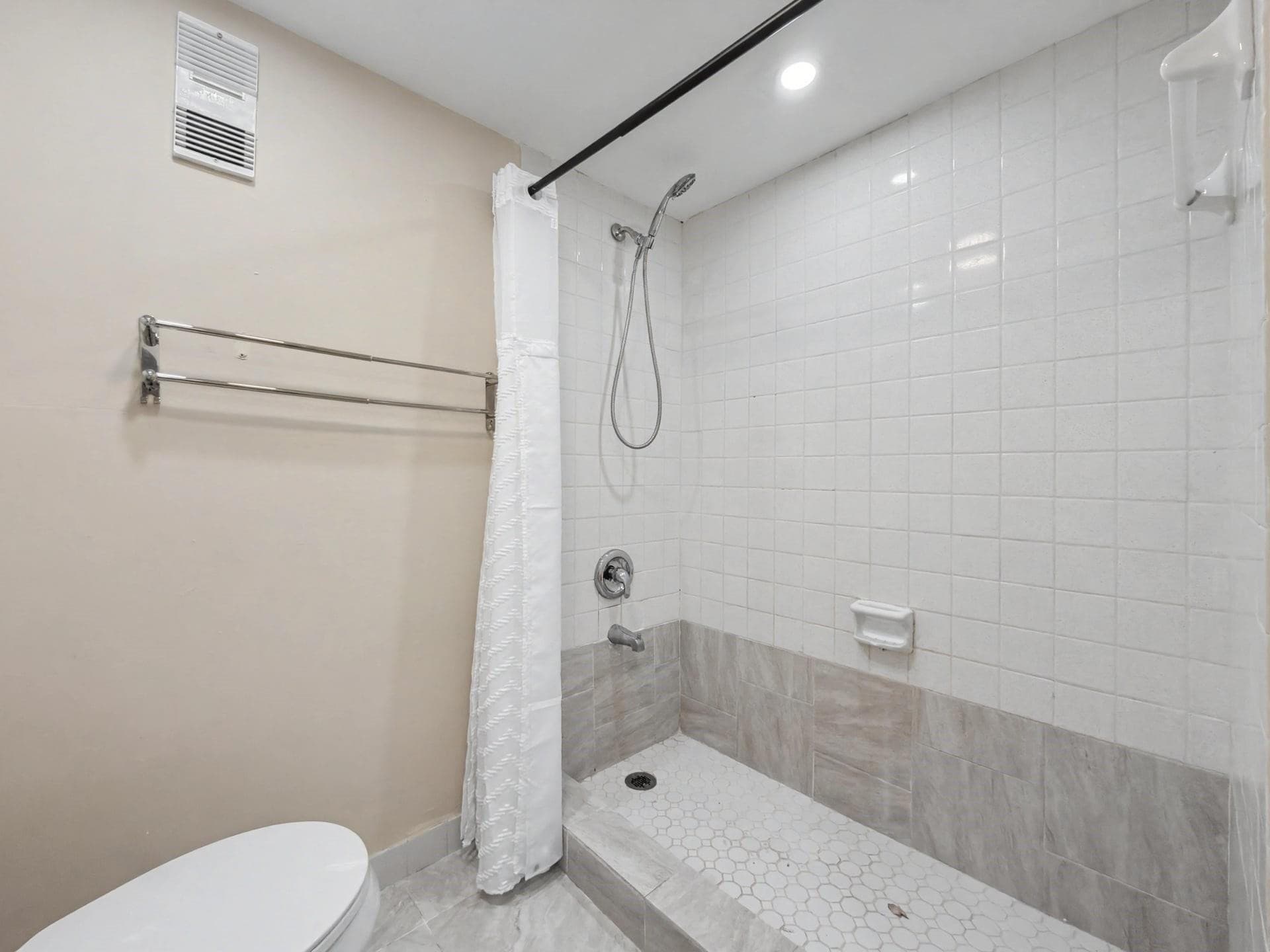 8401 SW 107th Avenue 311E, Miami, FL 33173 — photo 25 of 35