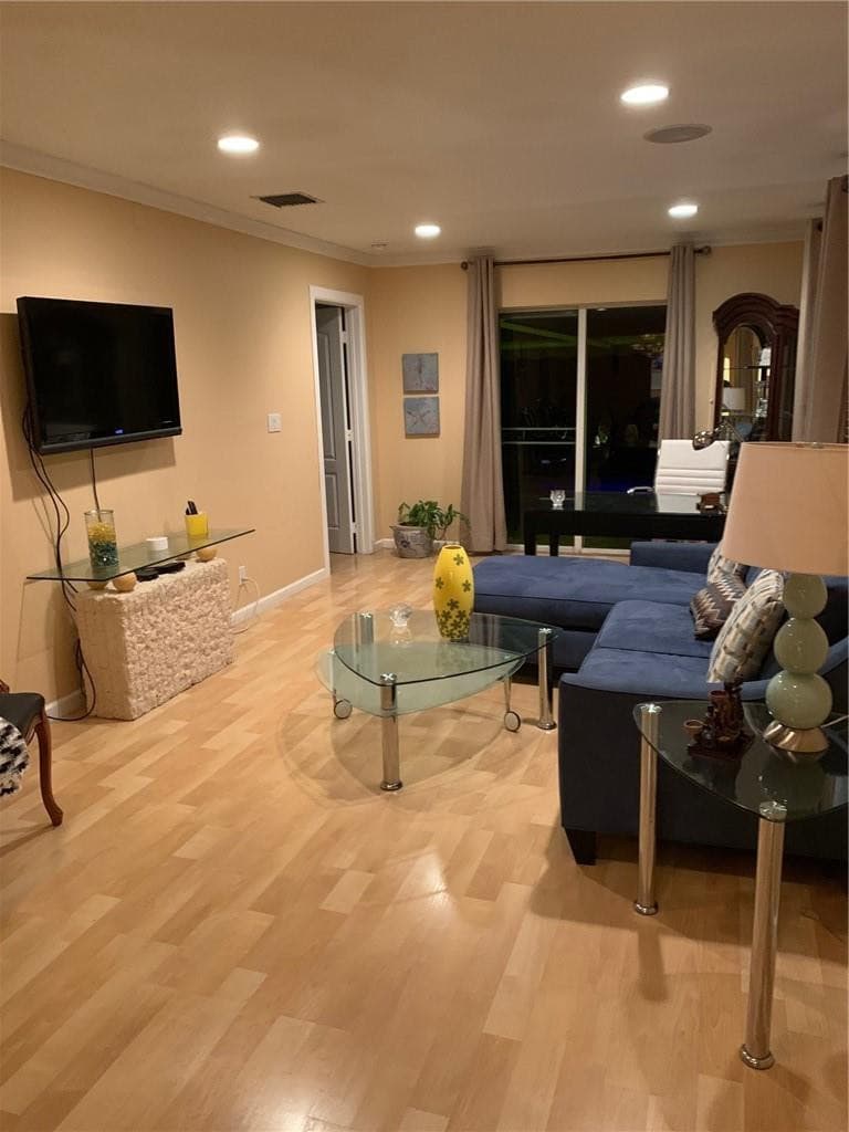 1334 NE 16th Avenue, Fort Lauderdale, FL 33304 — photo 15 of 37