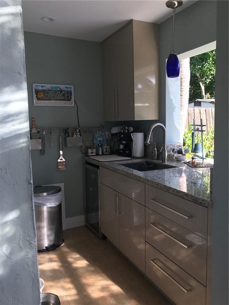 1334 NE 16th Avenue, Fort Lauderdale, FL 33304 — photo 34 of 37