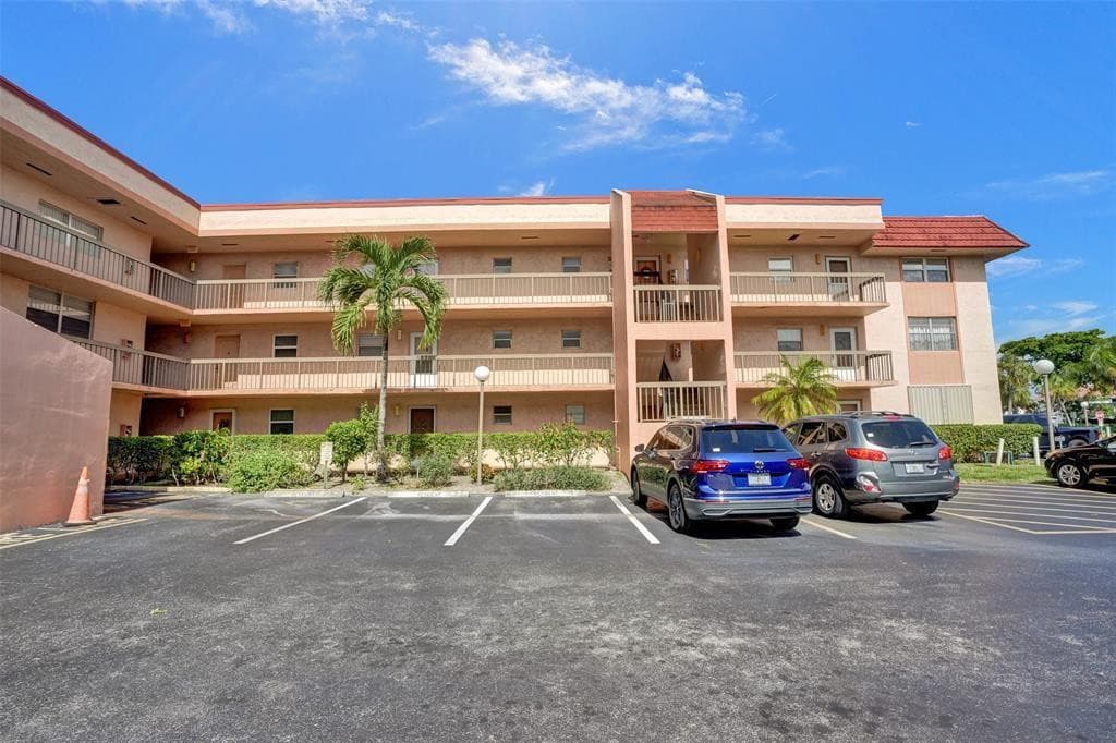 3050 Holiday Springs Boulevard 210, Margate, FL 33063 — photo 3 of 23