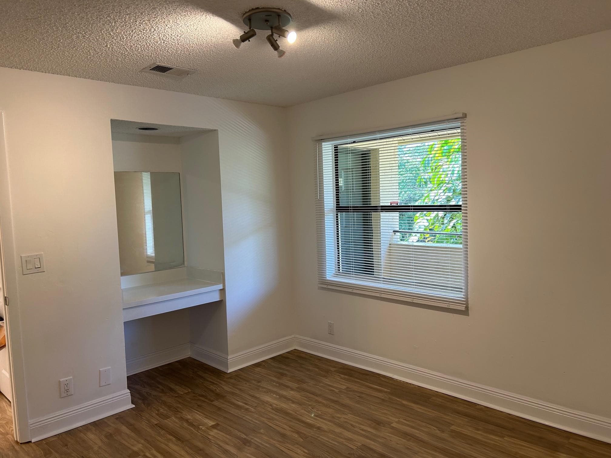 9999 Summerbreeze Drive 105, Sunrise, FL 33322 — photo 26 of 37