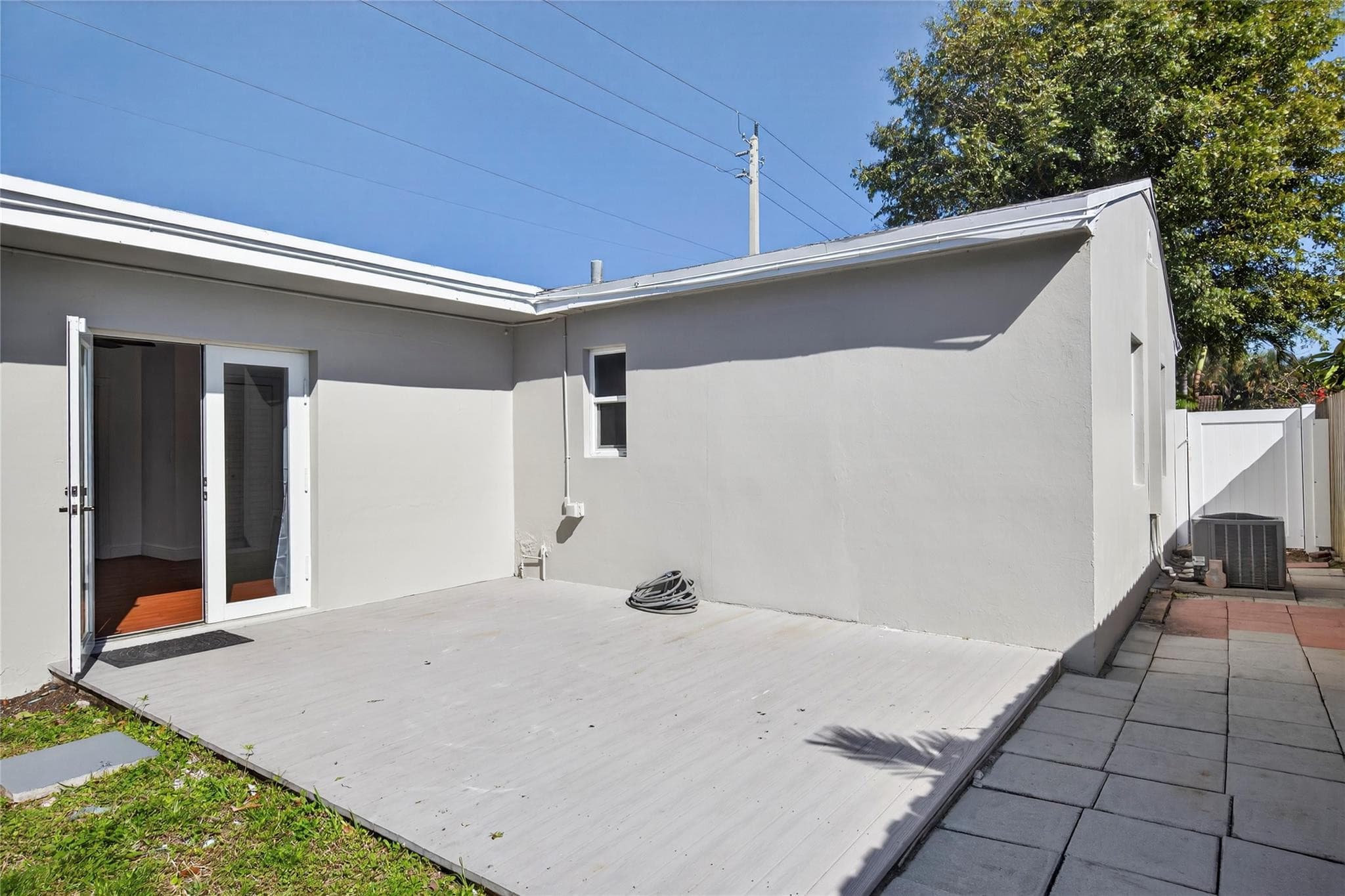1445 NE 1st Avenue, Fort Lauderdale, FL 33304 — photo 31 of 43