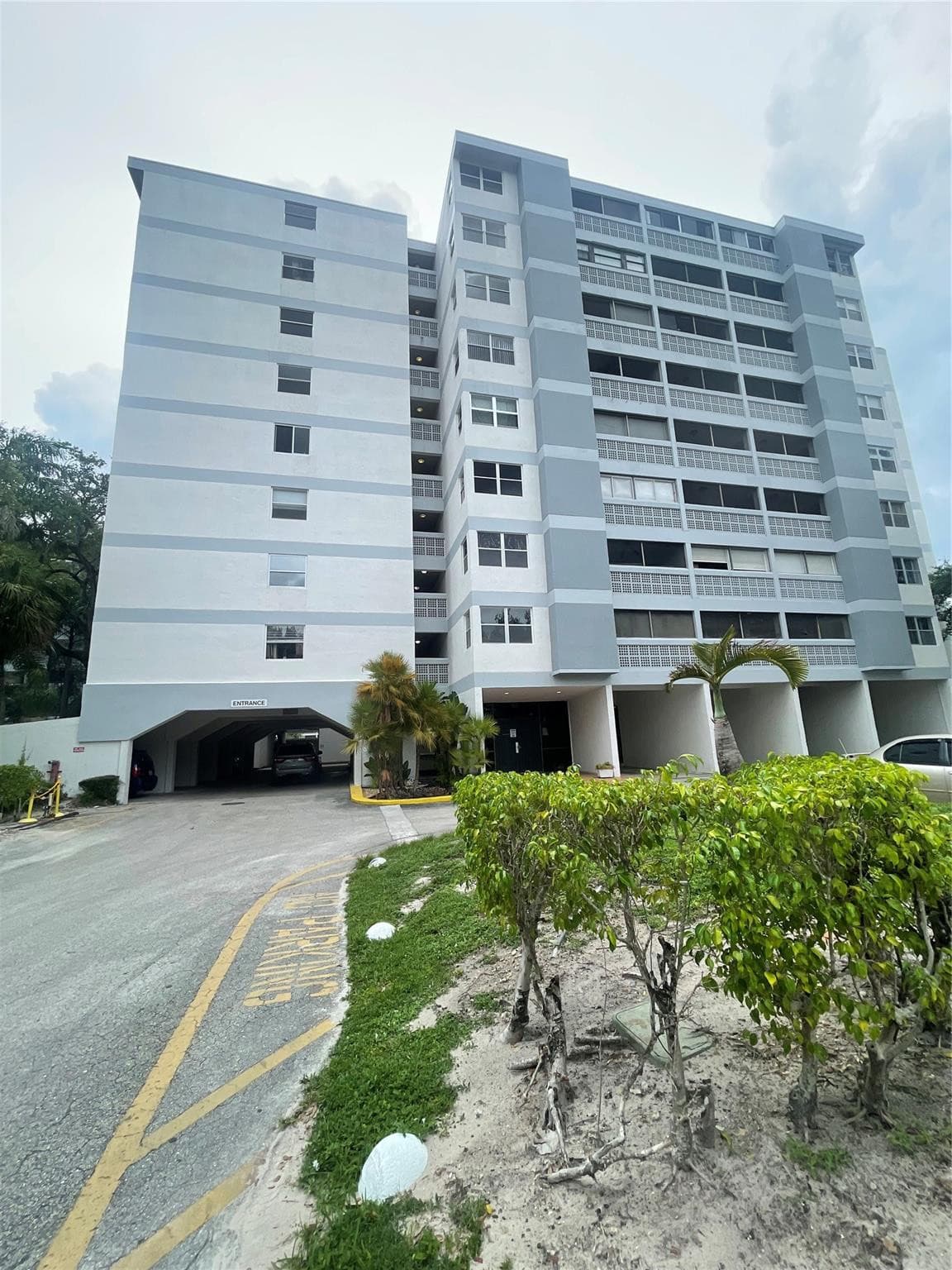 3301 Spanish Moss Terrace 610, Lauderhill, FL 33319 — photo 1 of 24