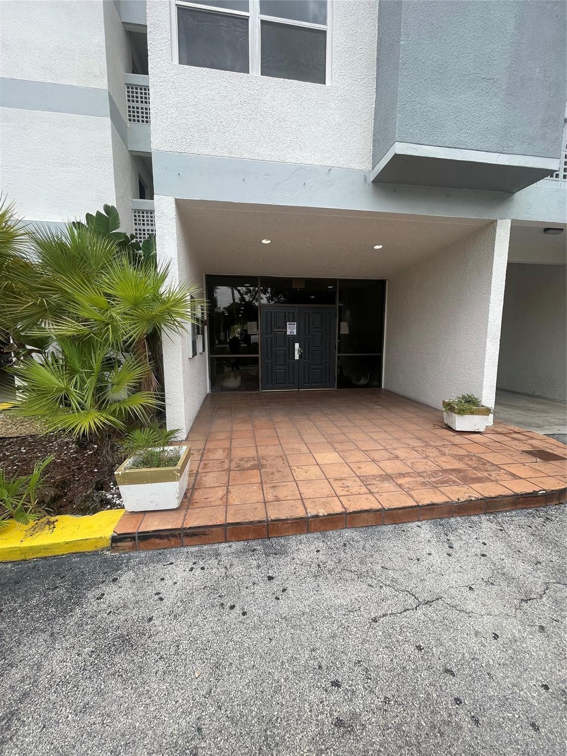 3301 Spanish Moss Terrace 610, Lauderhill, FL 33319 — photo 2 of 24