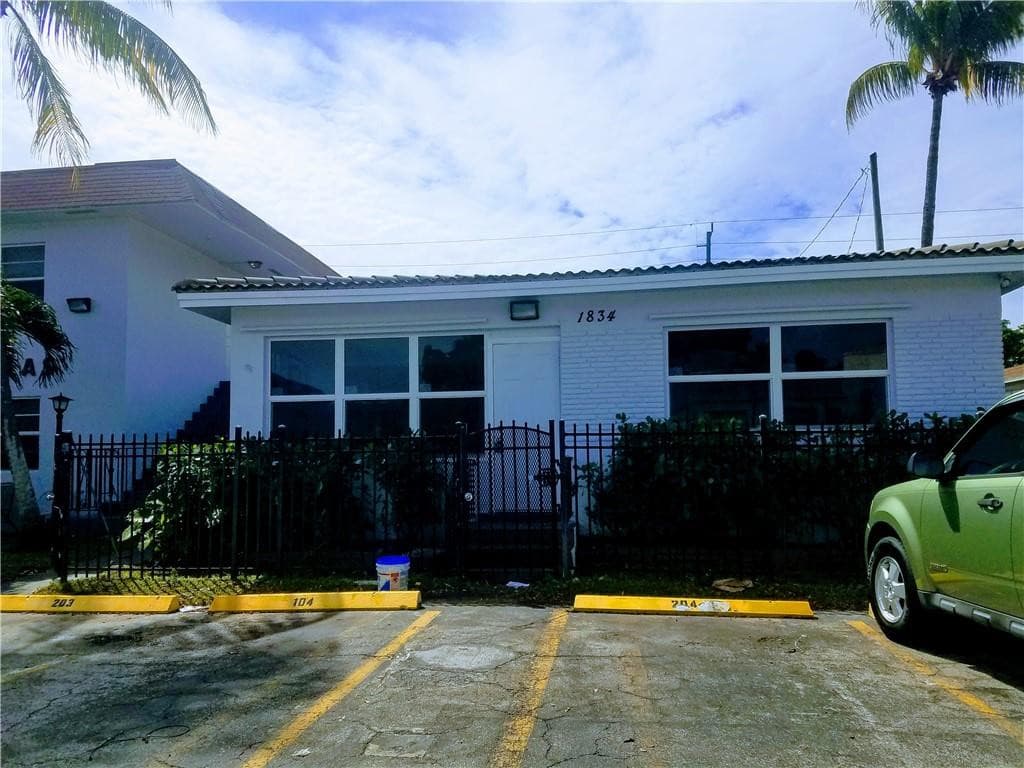 1826 Johnson Street 1834, Hollywood, FL 33020 — photo 3 of 10