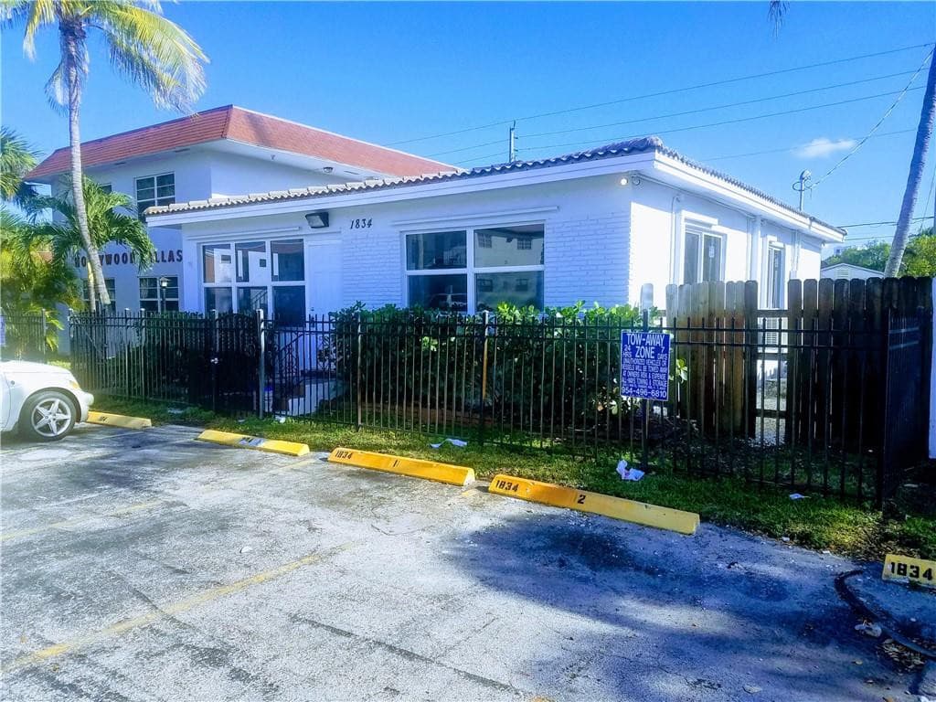 1826 Johnson Street 1834, Hollywood, FL 33020 — photo 5 of 10