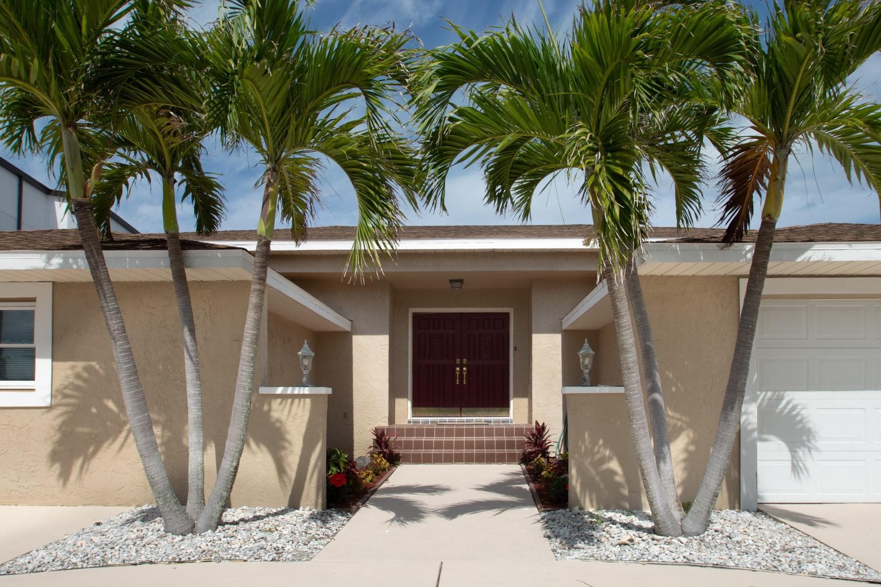2504 Hibiscus Drive, Belleair Beach, FL 33786 — photo 1 of 22