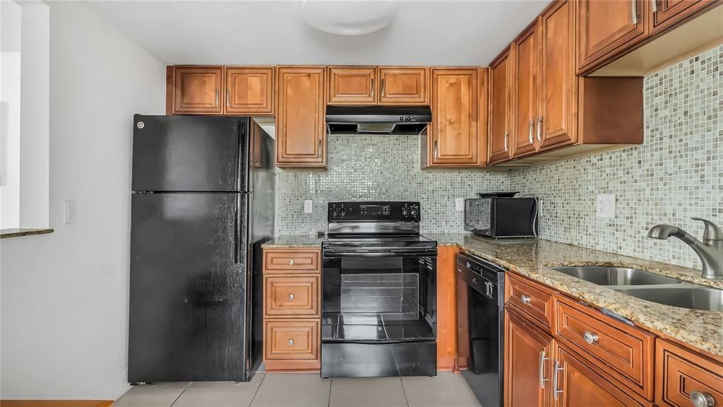 703 Brittany O, Delray Beach, FL 33446 — photo 2 of 22