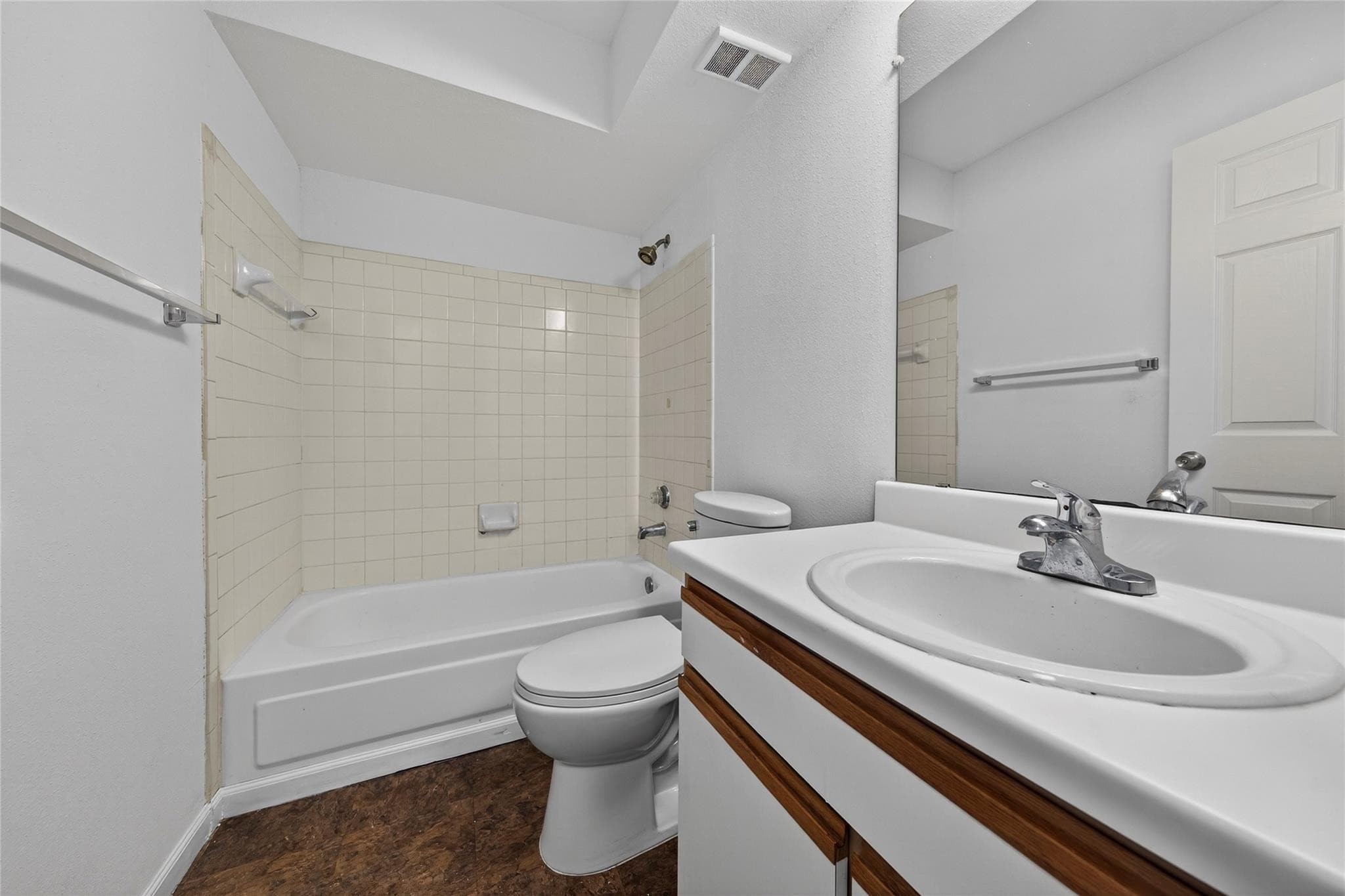 2361 NW 33rd Street 605, Oakland Park, FL 33309 — photo 17 of 30