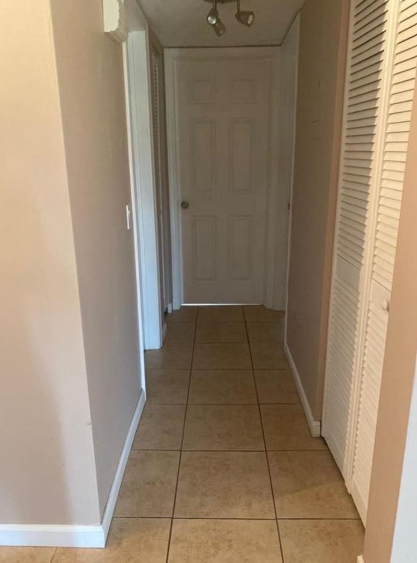 2461 SW 82nd Avenue 101, Davie, FL 33324 — photo 4 of 7