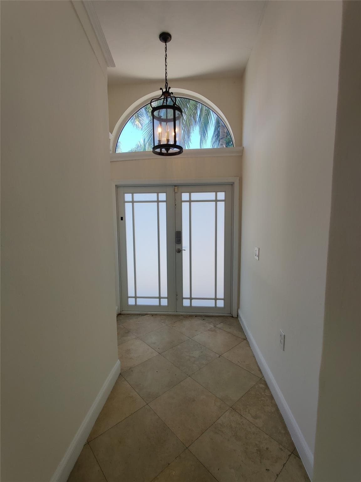 733 NE 18th Avenue, Fort Lauderdale, FL 33304 — photo 3 of 88