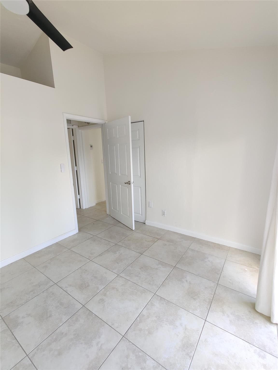 733 NE 18th Avenue, Fort Lauderdale, FL 33304 — photo 50 of 88