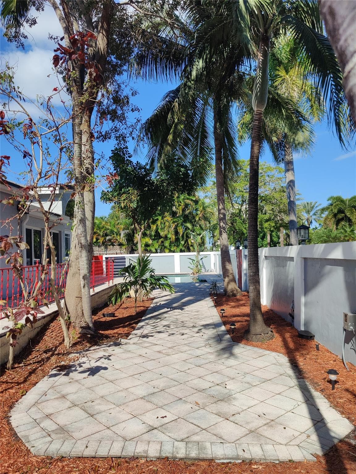 733 NE 18th Avenue, Fort Lauderdale, FL 33304 — photo 75 of 88