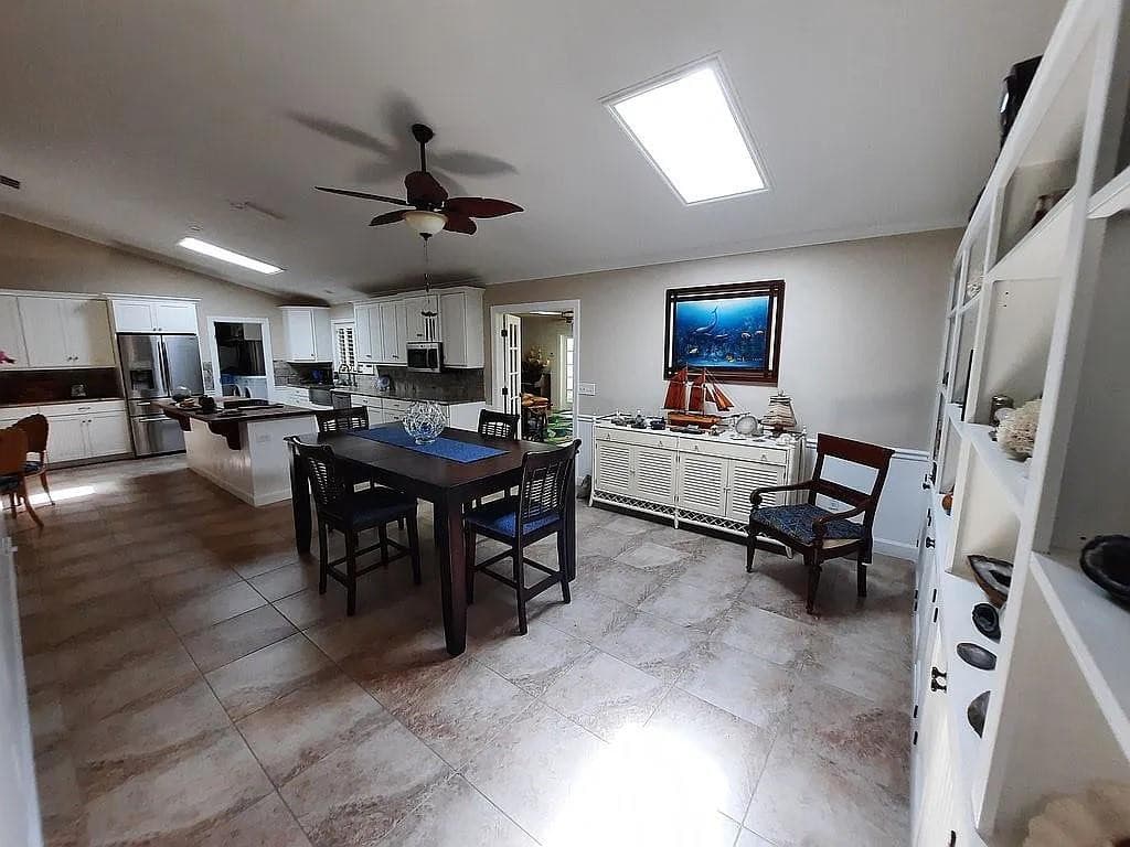 155 31st Avenue, Vero Beach, FL 32968 — photo 11 of 50