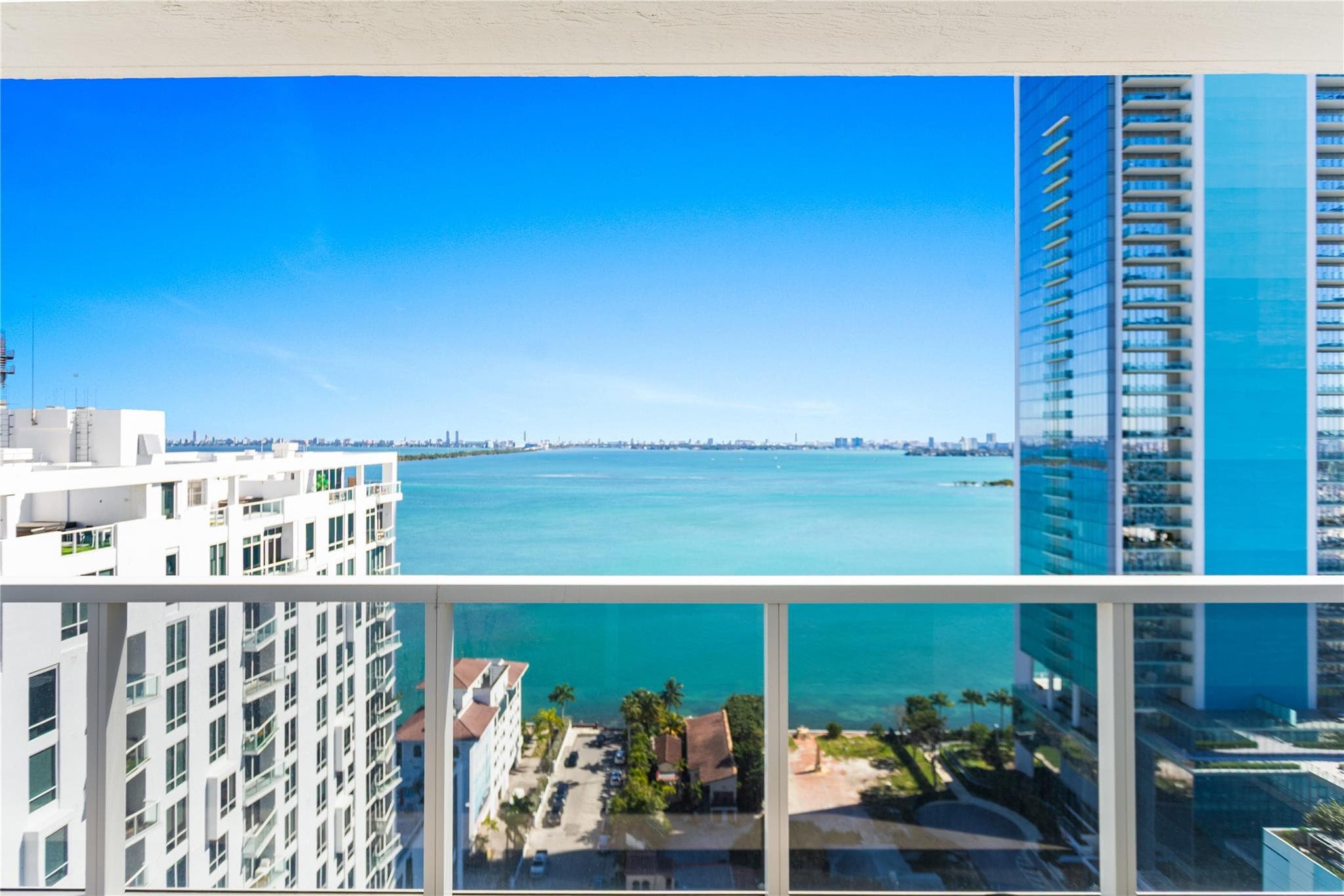 600 NE 27th Street 2301, Miami, FL 33137 — photo 11 of 77
