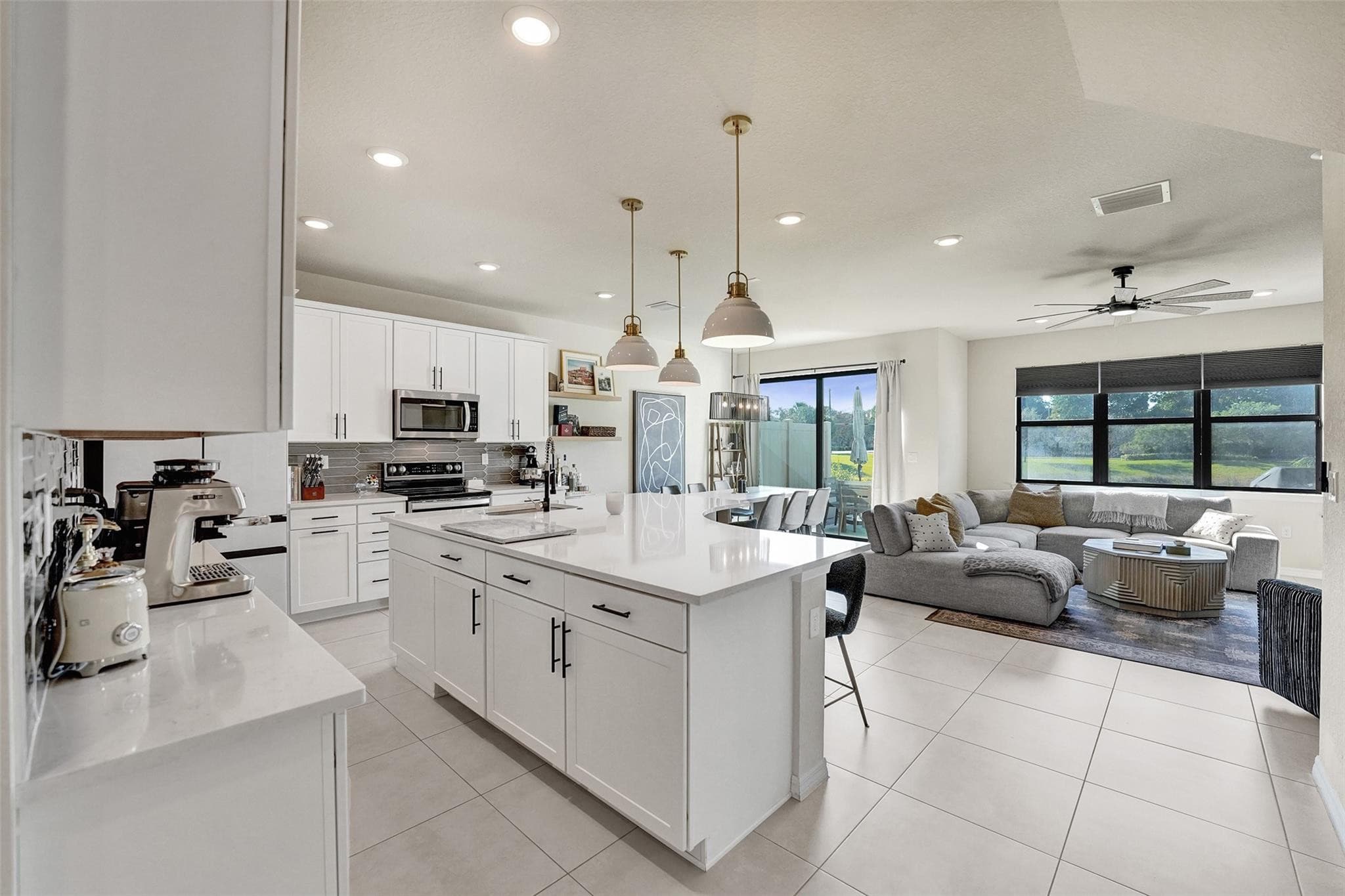 2118 Appleton Circle, Oakland Park, FL 33309 — photo 8 of 70