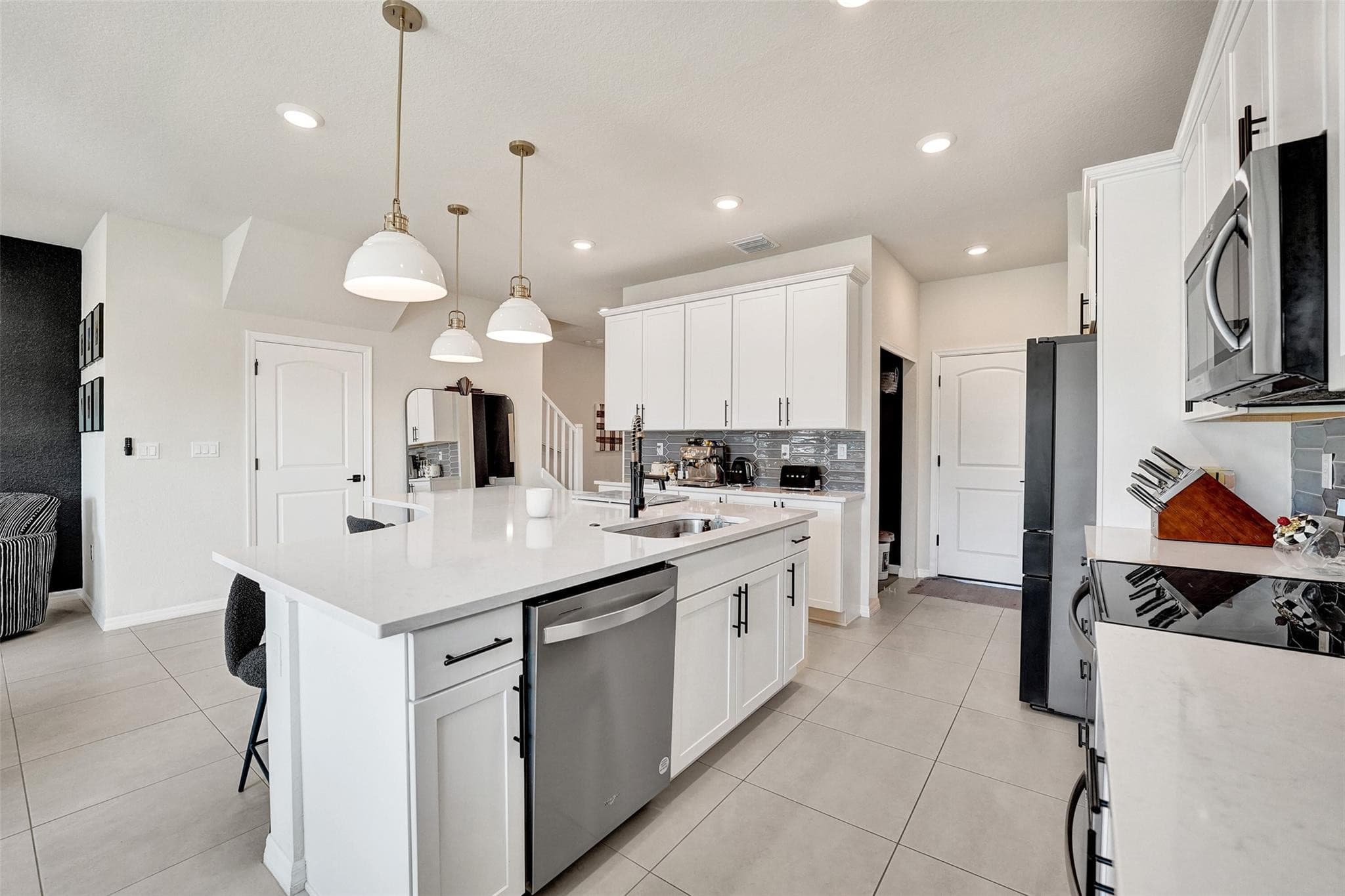2118 Appleton Circle, Oakland Park, FL 33309 — photo 13 of 70