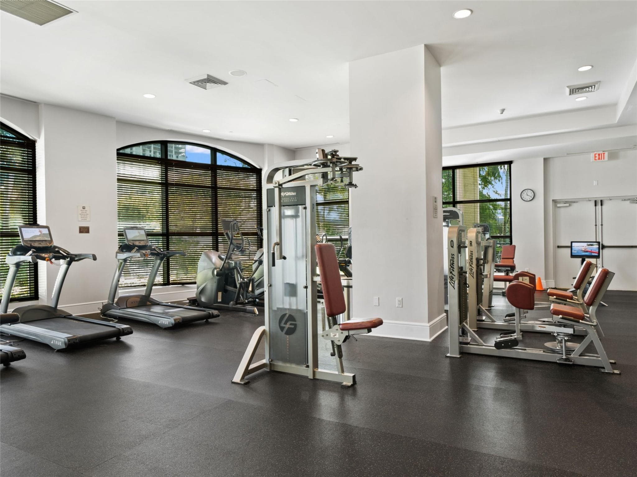 610 W Las Olas Boulevard 1213n, Fort Lauderdale, FL 33312 — photo 28 of 46