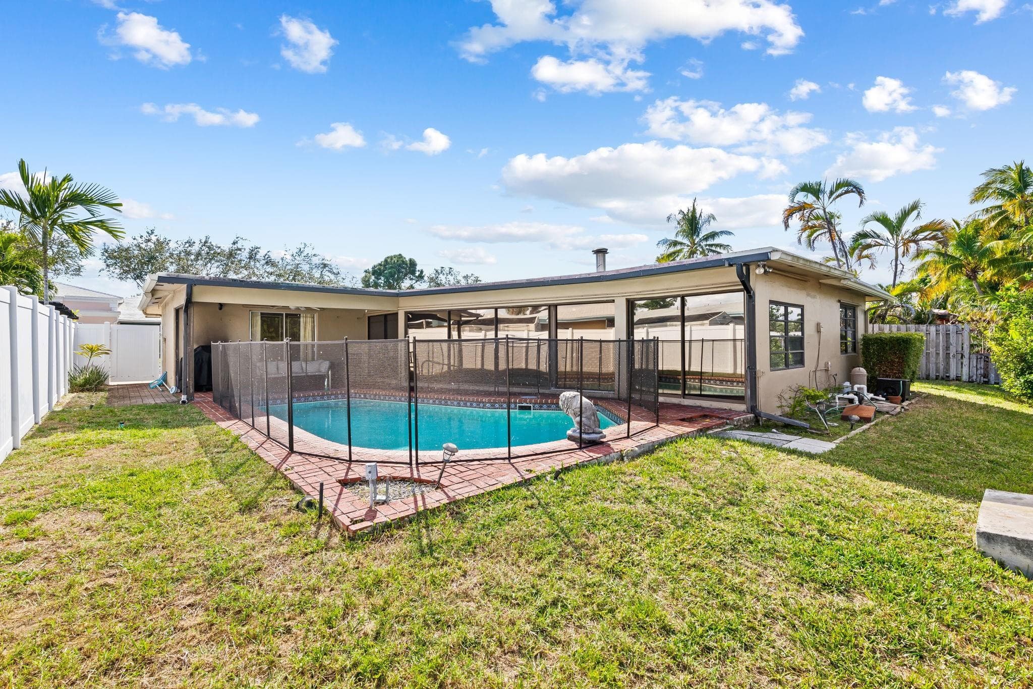 1601 NE 63rd Street, Fort Lauderdale, FL 33334 — photo 6 of 24
