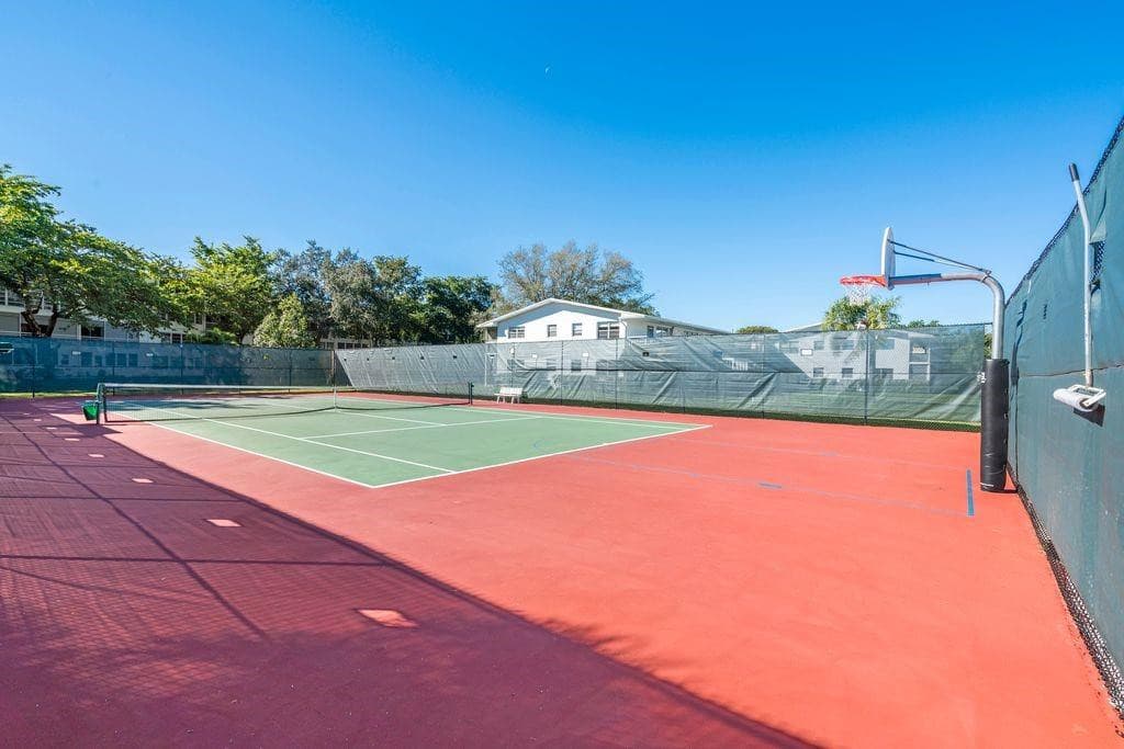 4037 Swansea B 4037, Deerfield Beach, FL 33442 — photo 31 of 36