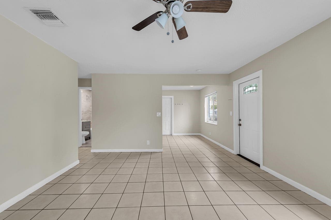 728 20th Street, West Palm Beach, FL 33407 — photo 16 of 31