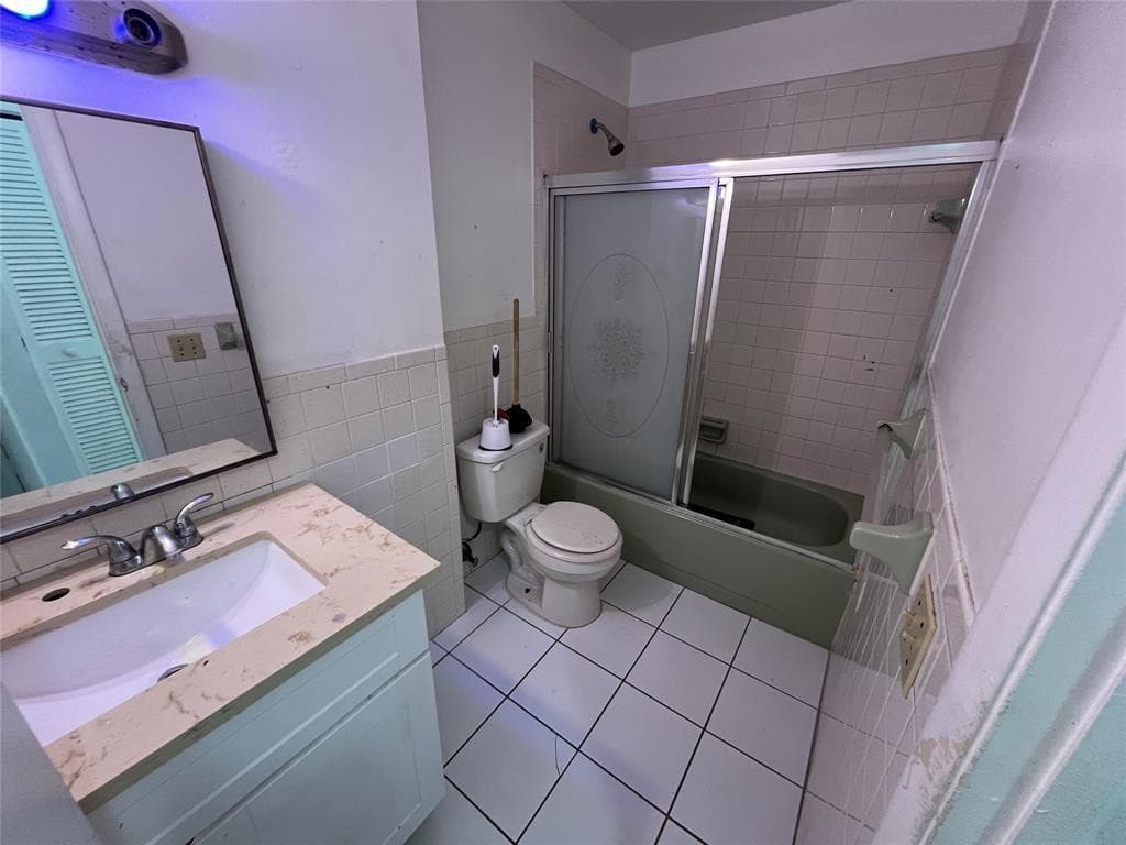 230 SW 1st Street G-8, Pompano Beach, FL 33060 — photo 6 of 17