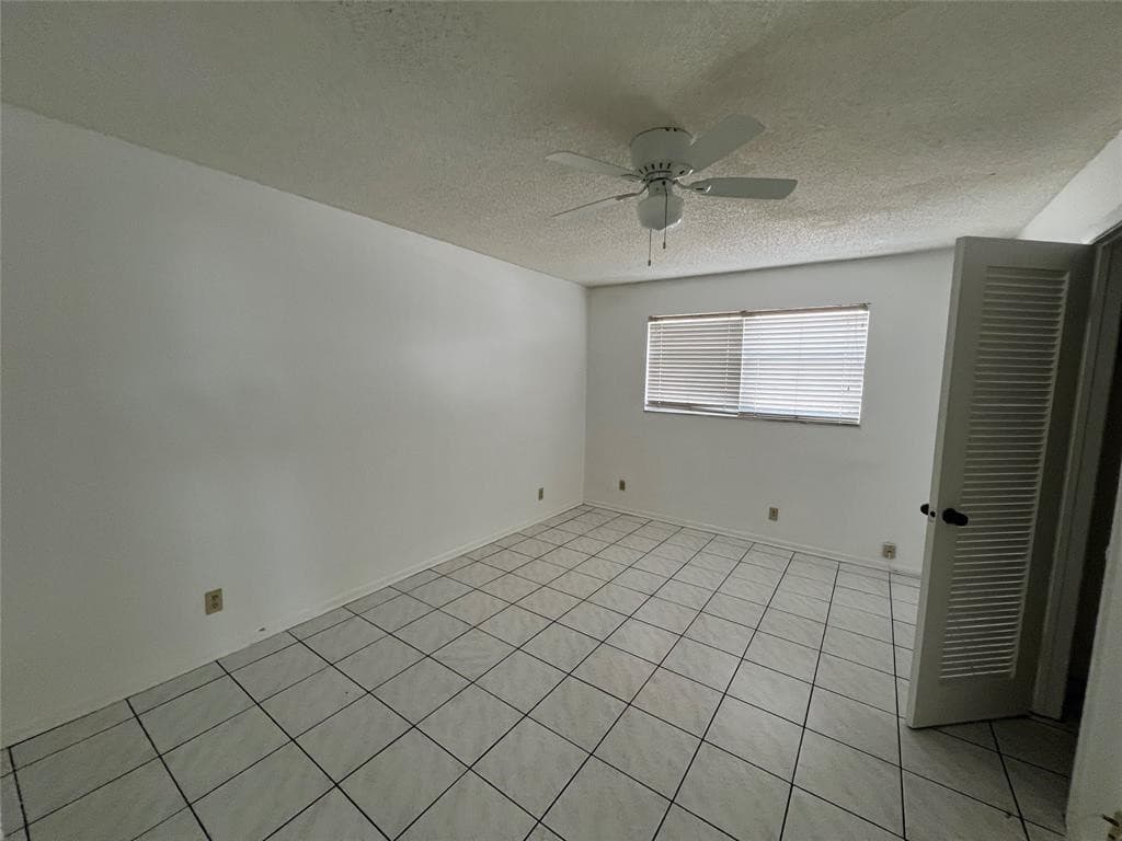 230 SW 1st Street G-8, Pompano Beach, FL 33060 — photo 8 of 17
